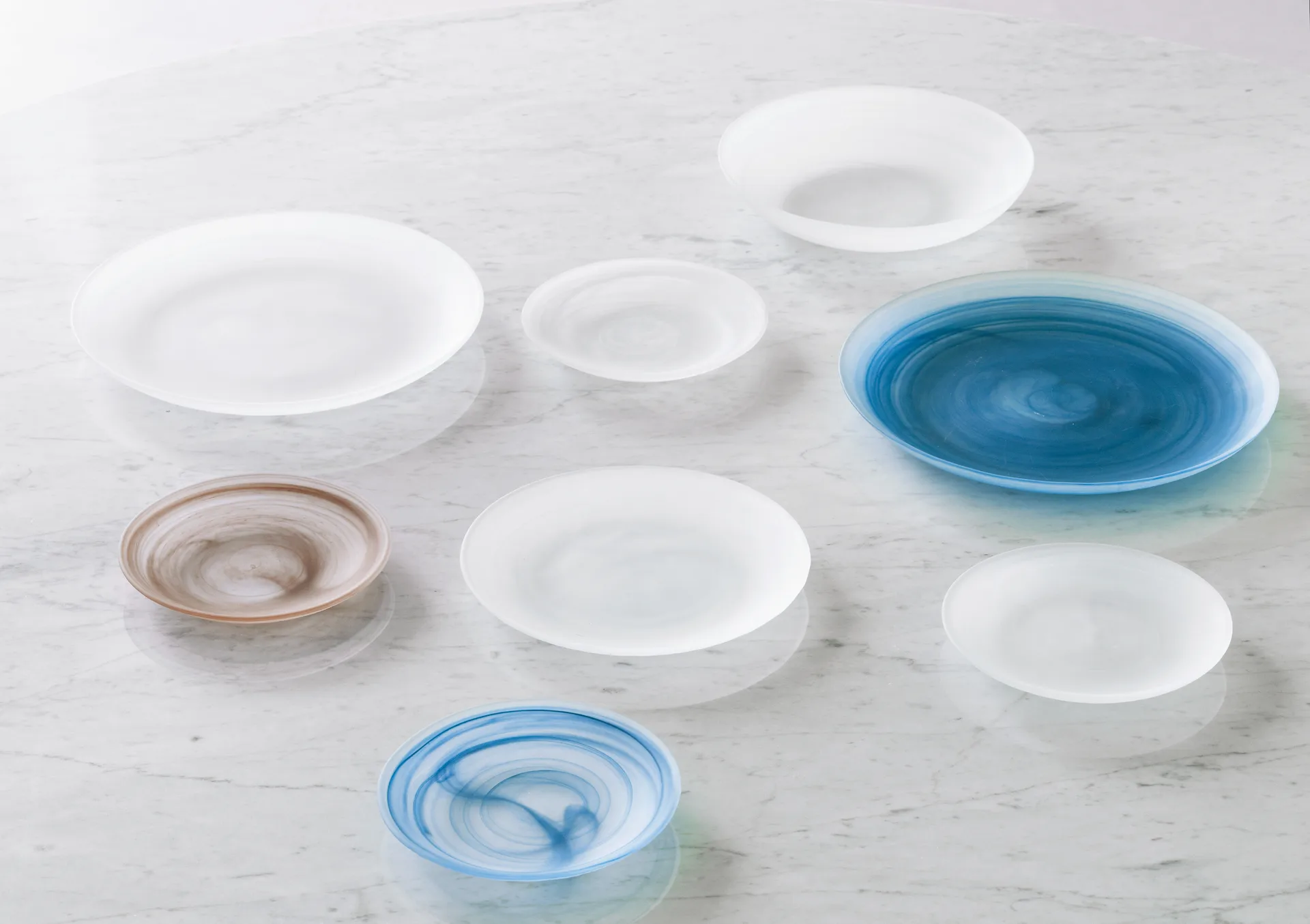 코스믹 플레이트 Ø27 cm, Blue Normann Copenhagen | 노만코펜하겐