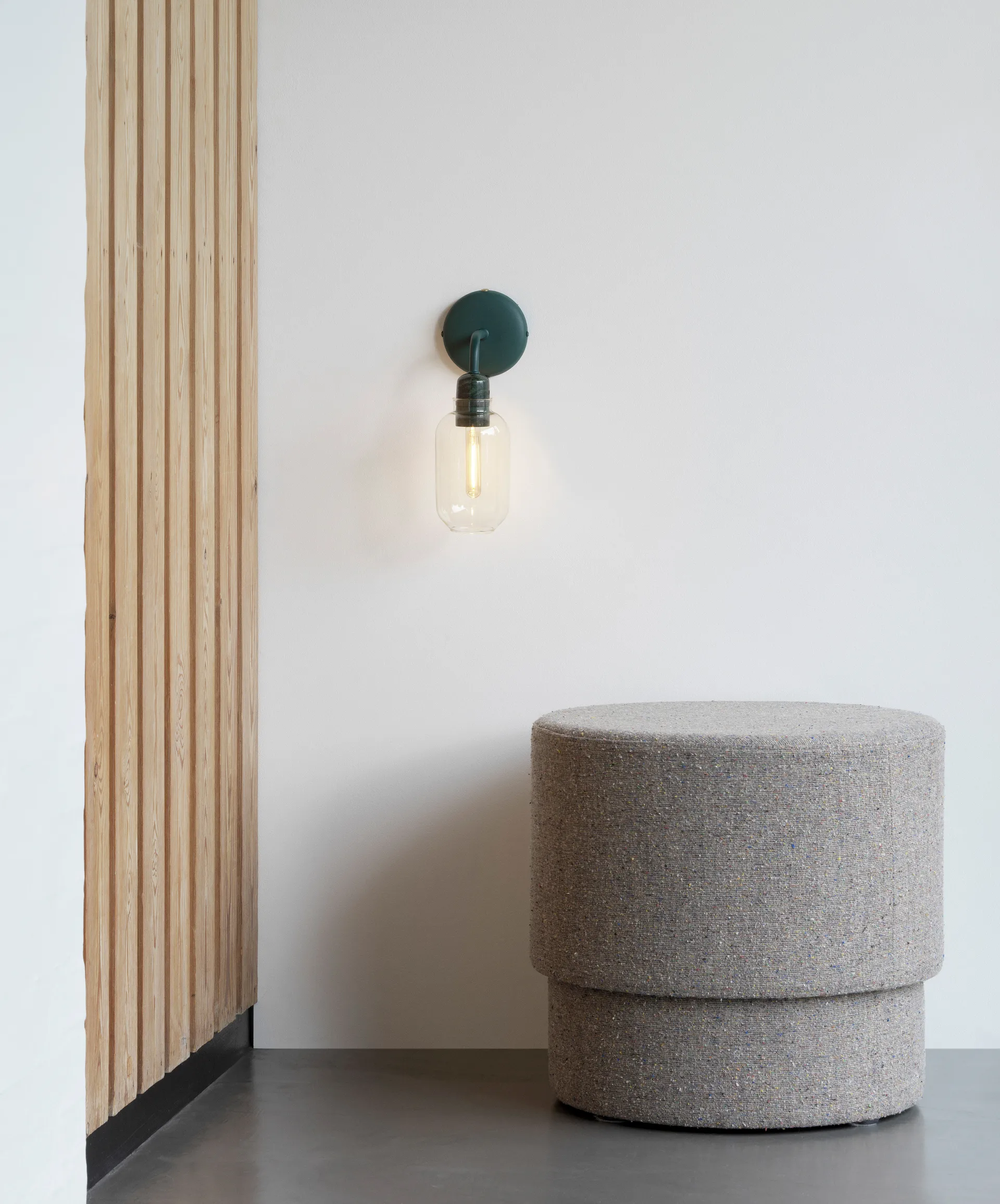 앰프 벽 조명 30 cm, Gold-Green Normann Copenhagen | 노만코펜하겐