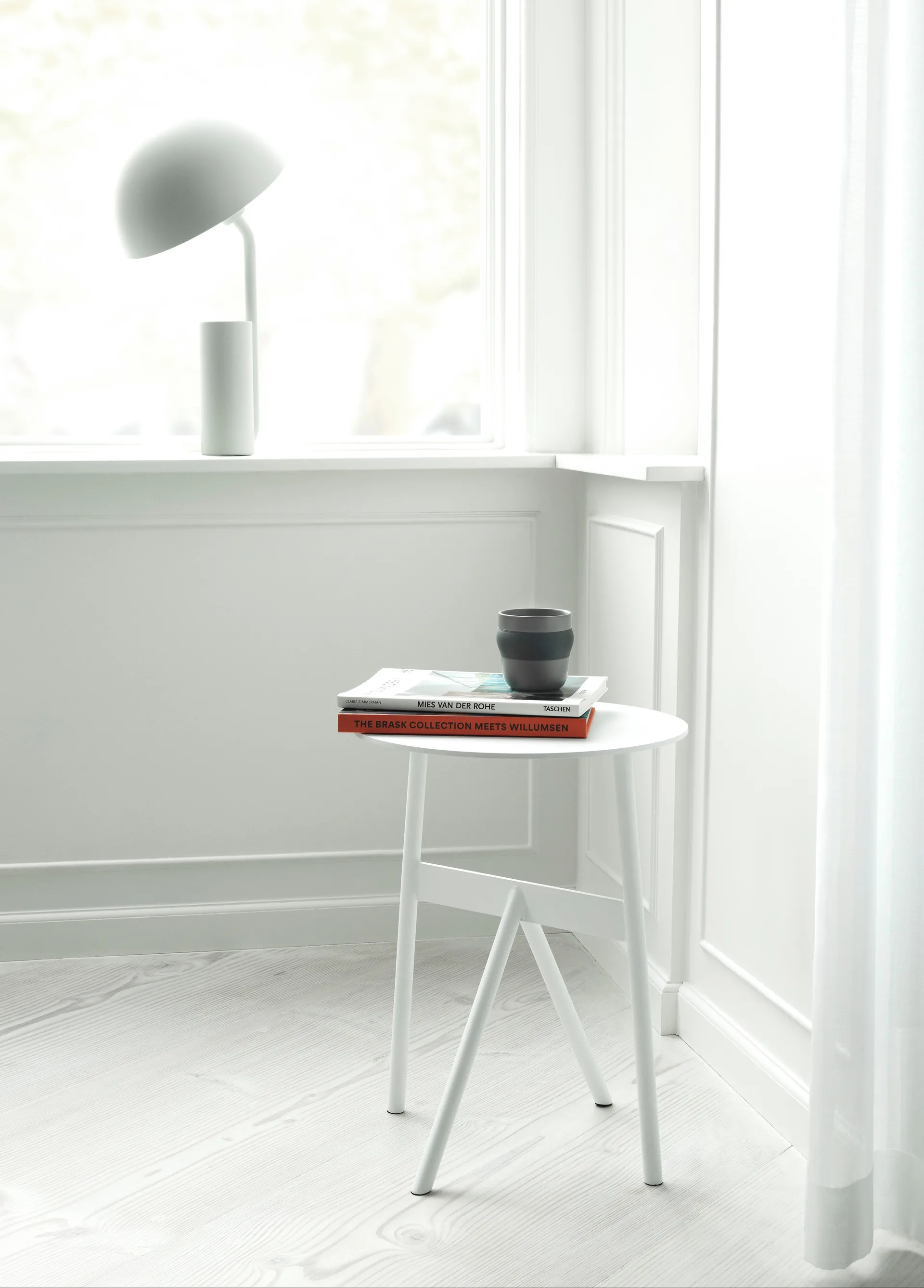 스톡 테이블 사이드 테이블 Ø37 cm H:46 cm, White Normann Copenhagen | 노만코펜하겐