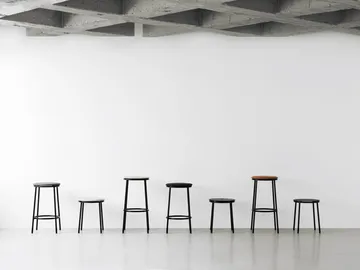 서카 스툴 45 cm - Black Aluminium - Normann Copenhagen | 노만코펜하겐