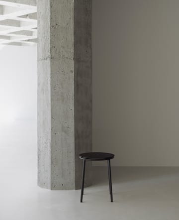 써카 스툴 45 cm - Black aluminium - Normann Copenhagen | 노만코펜하겐