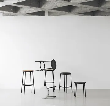 서카 스툴 45 cm - Oak - Normann Copenhagen | 노만코펜하겐