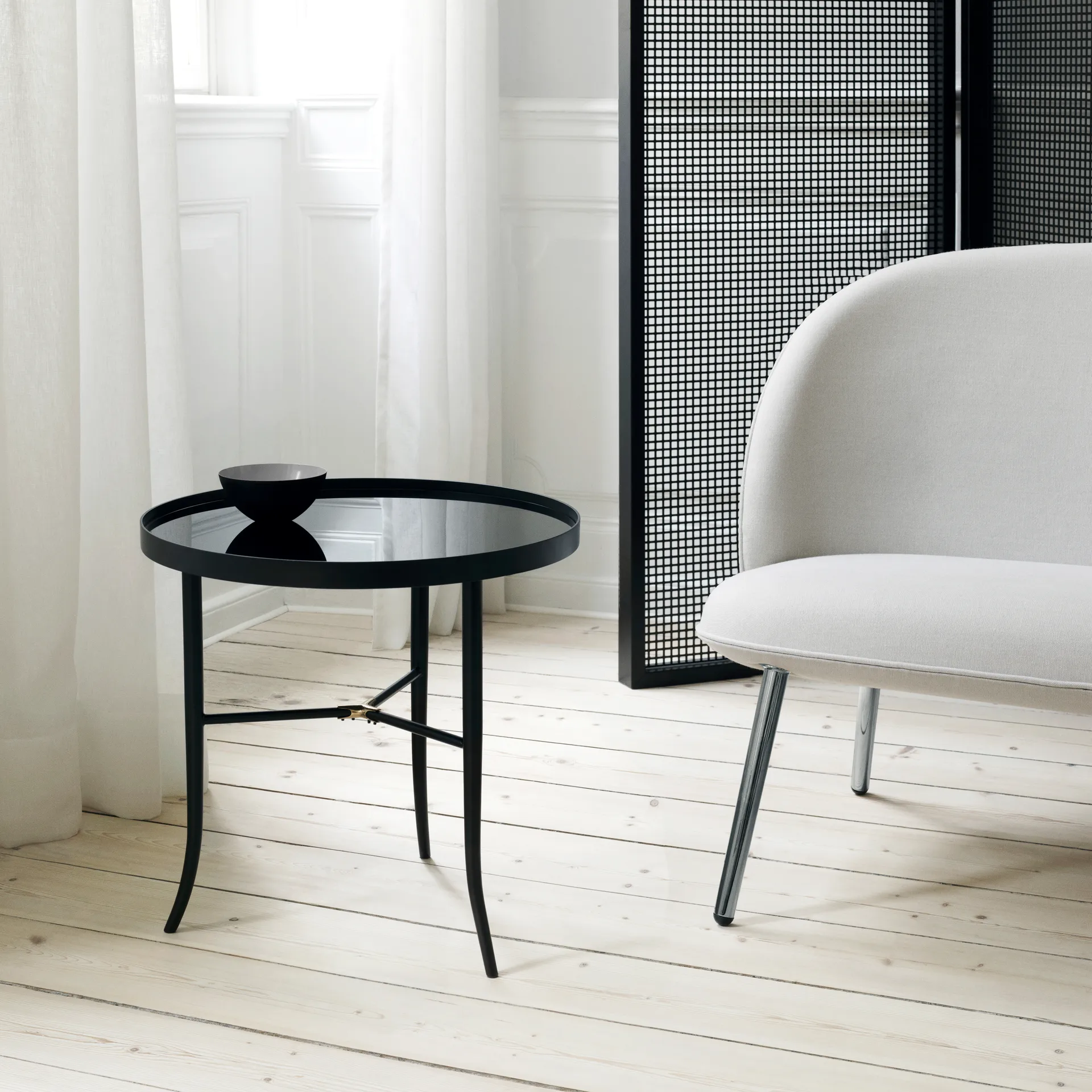 러그 테이블 Ø50 cm, black Normann Copenhagen | 노만코펜하겐
