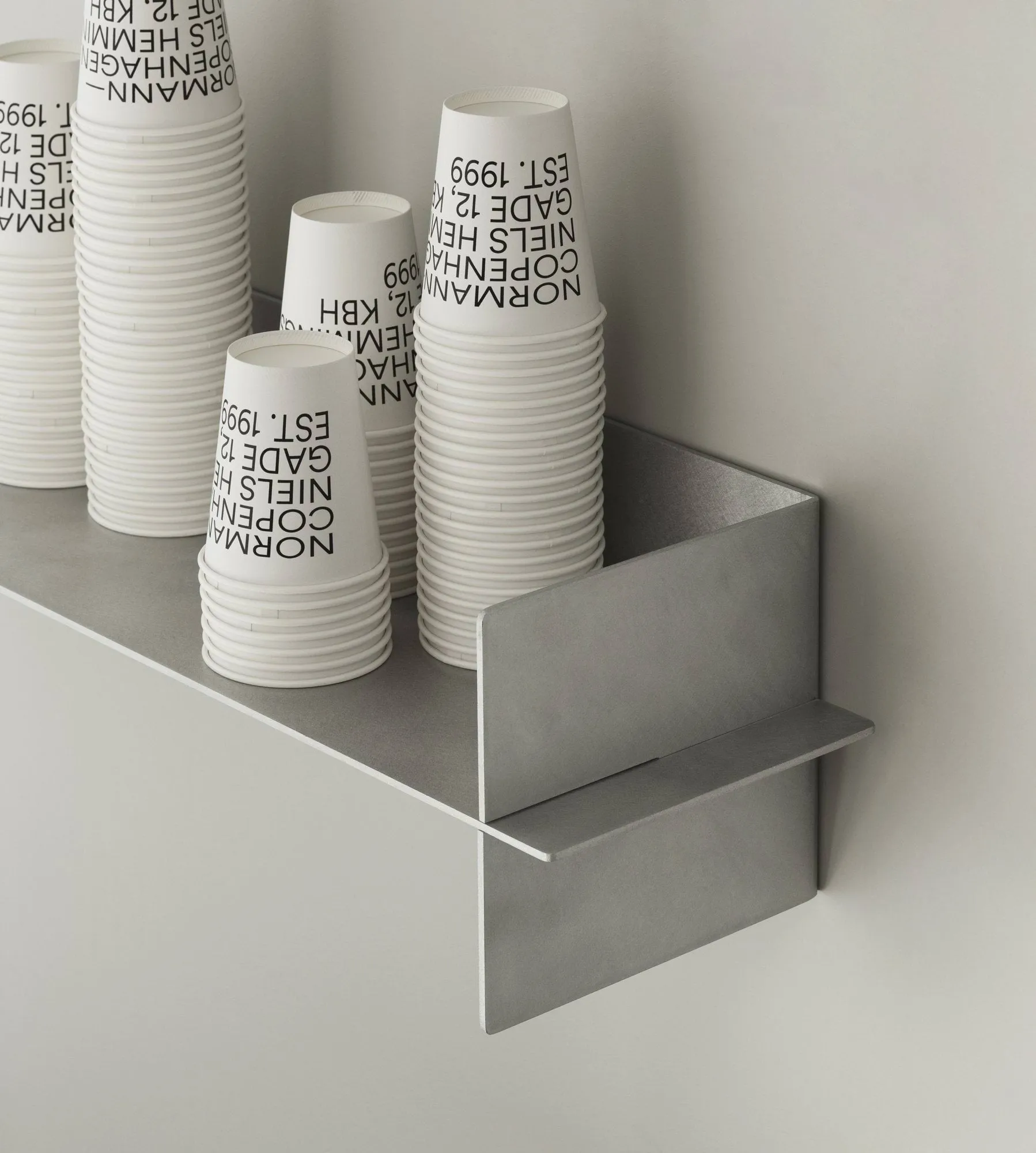 알루 선반 60 cm, Aluminium Normann Copenhagen | 노만코펜하겐