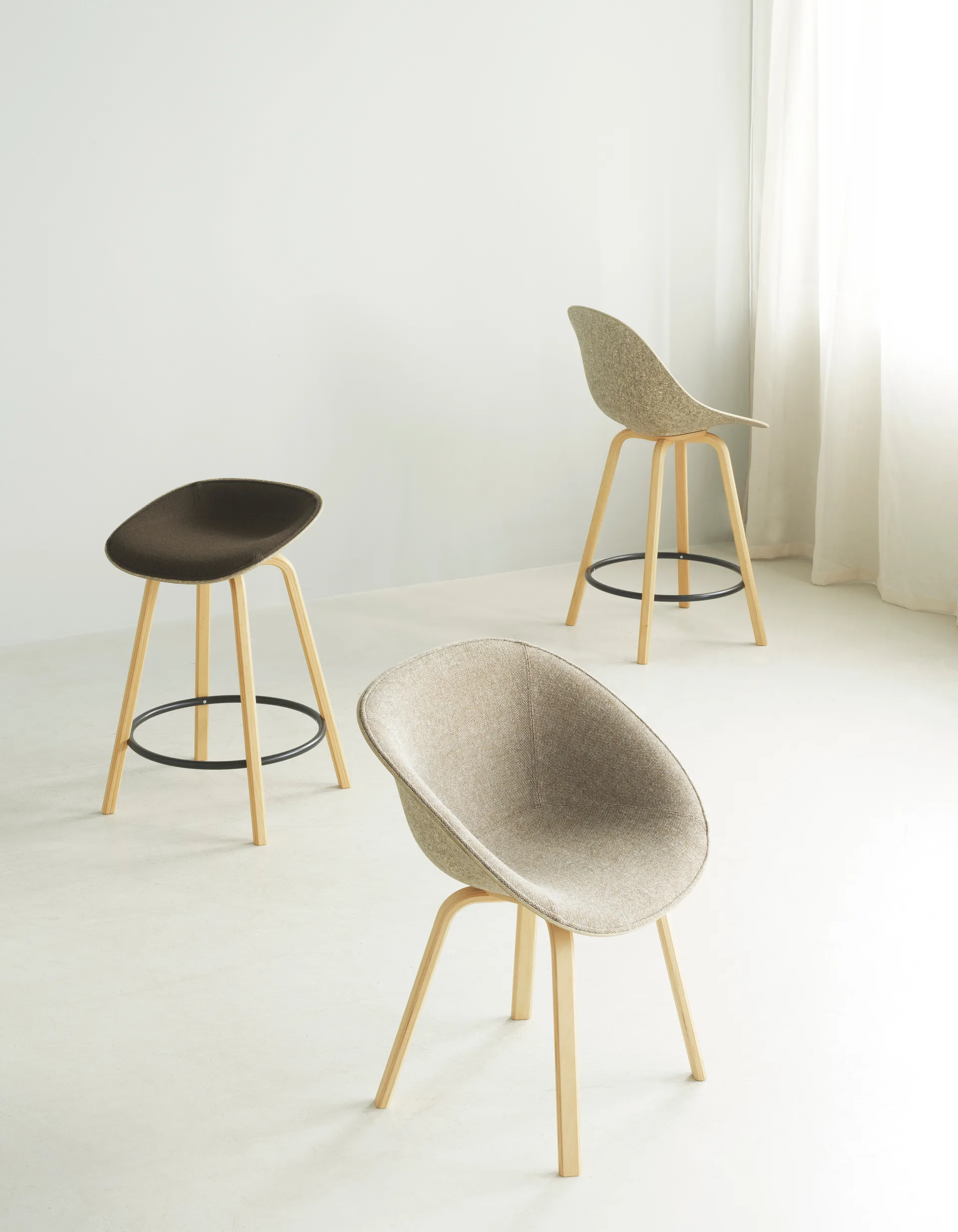 매트 바 체어 바 스툴 65 cm, Hemp-beech-black steel Normann Copenhagen | 노만코펜하겐