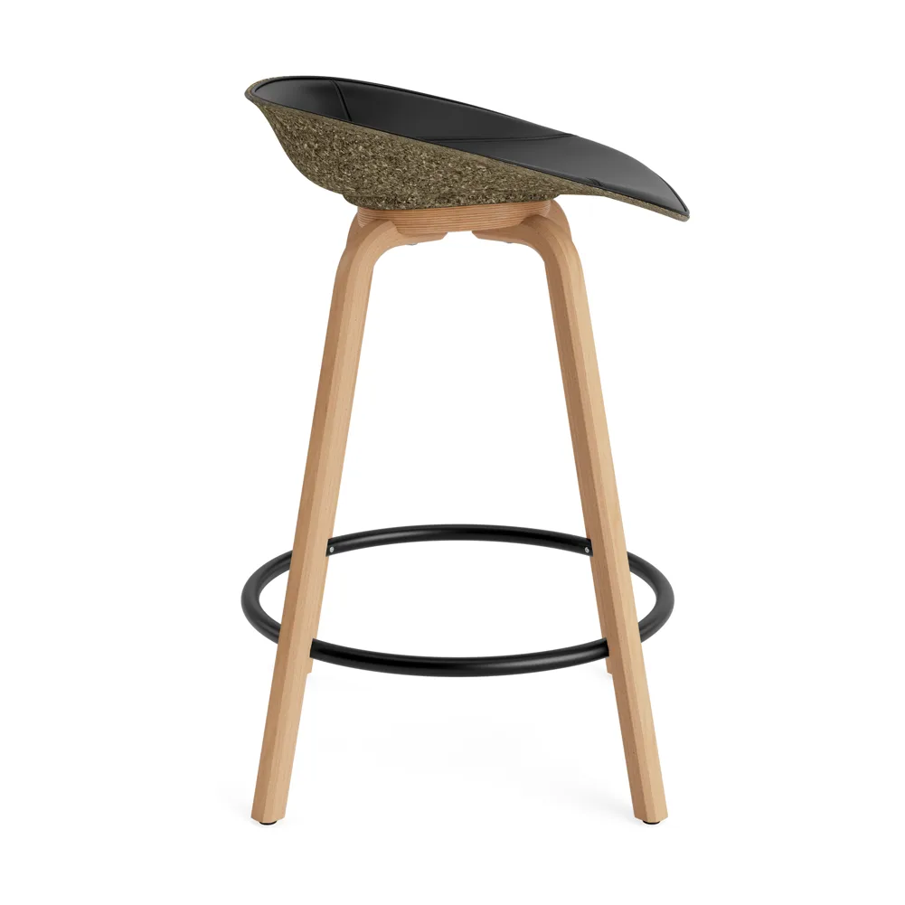 매트 바 스툴 전면 업홀스터리 65 cm, Ultra 41599-seaweed-beech-black steel Normann Copenhagen | 노만코펜하겐