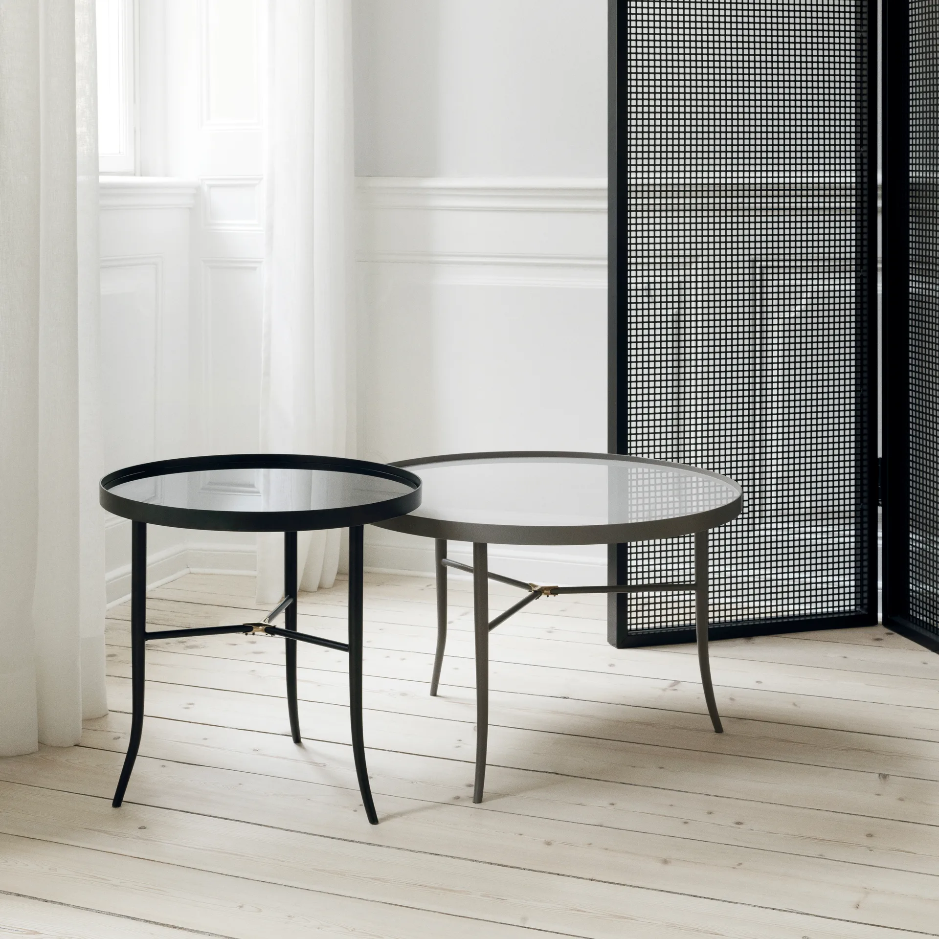 러그 테이블 Ø68 cm, grey Normann Copenhagen | 노만코펜하겐