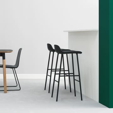 폼 바 스툴 메탈 레그 75 cm - black - Normann Copenhagen | 노만코펜하겐
