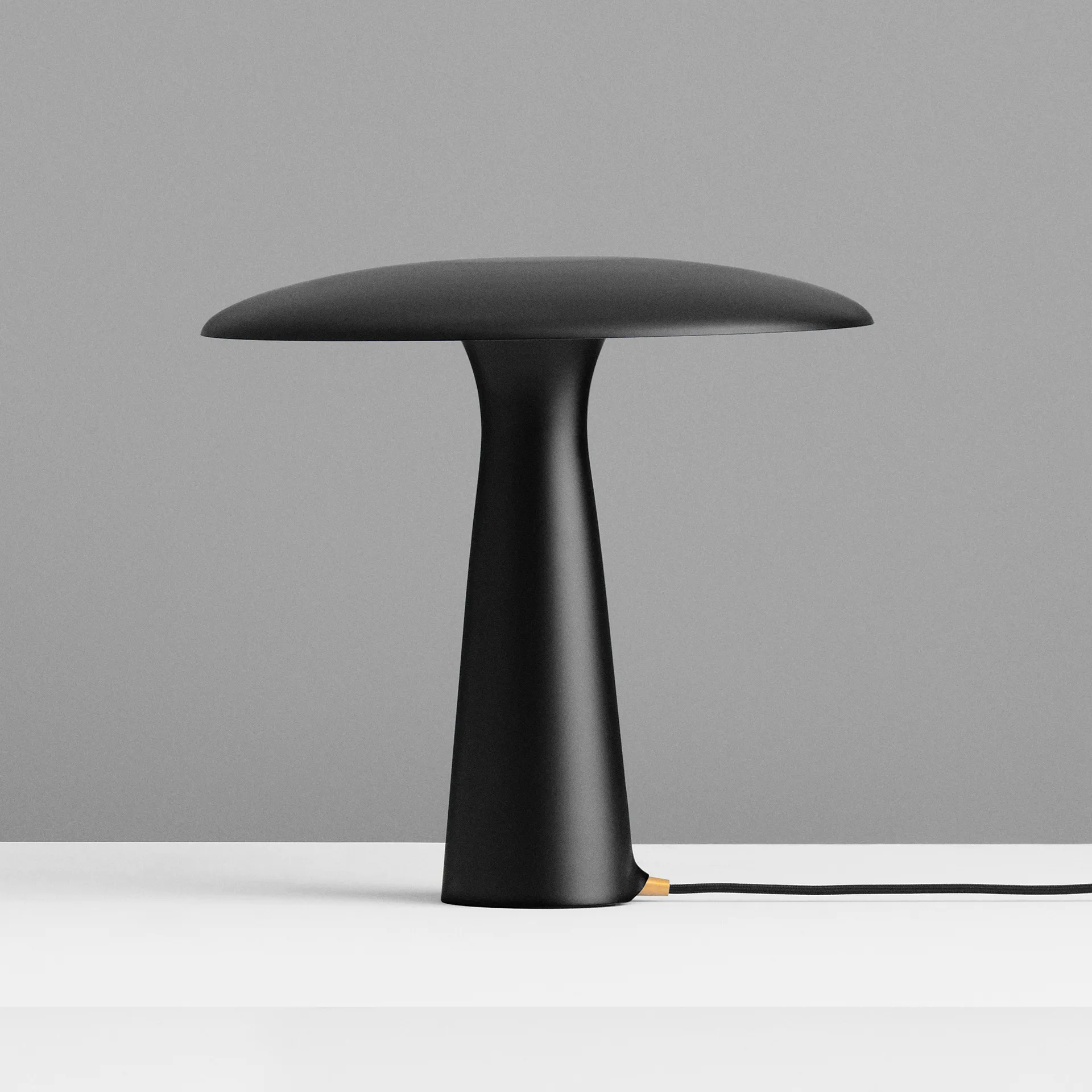 셸터 테이블 조명, black Normann Copenhagen | 노만코펜하겐
