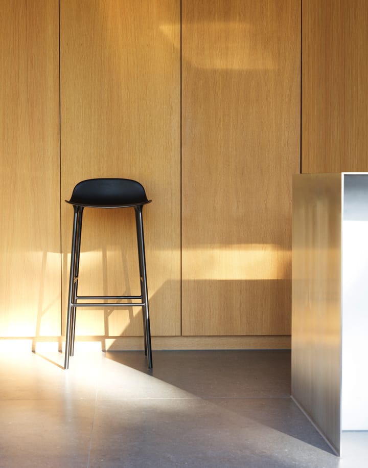 폼 바 스툴 메탈 레그, Black Normann Copenhagen | 노만코펜하겐