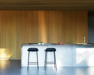 폼 바 스툴 메탈 레그 - Black - Normann Copenhagen | 노만코펜하겐