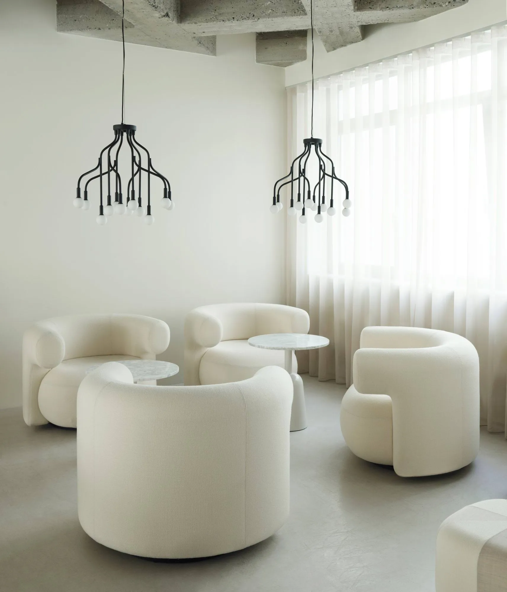 벡스트 천장 조명 스몰, Black Normann Copenhagen | 노만코펜하겐