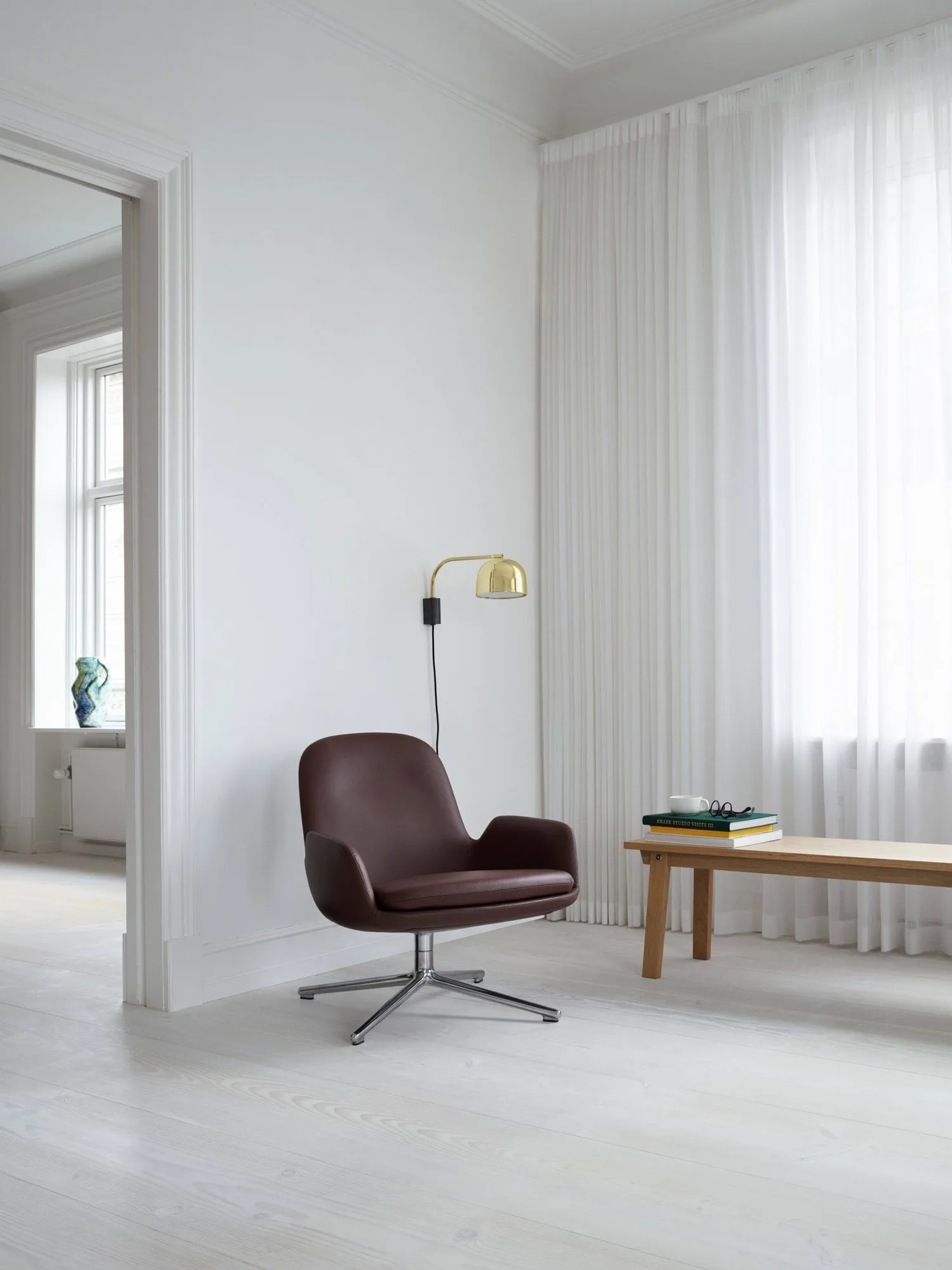 그랜트 벽 조명, Brass - Small Ø43 cm Normann Copenhagen | 노만코펜하겐