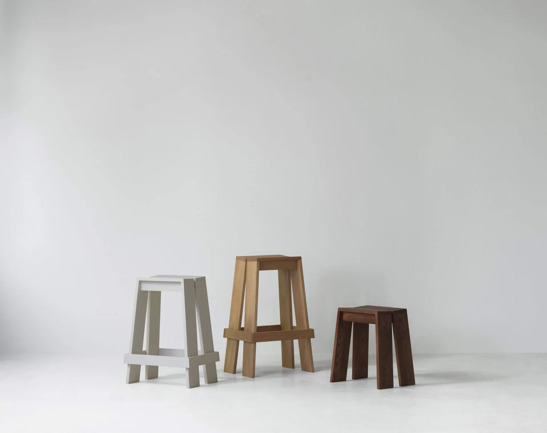 렛 스툴, Brown Stained Ash Normann Copenhagen | 노만코펜하겐