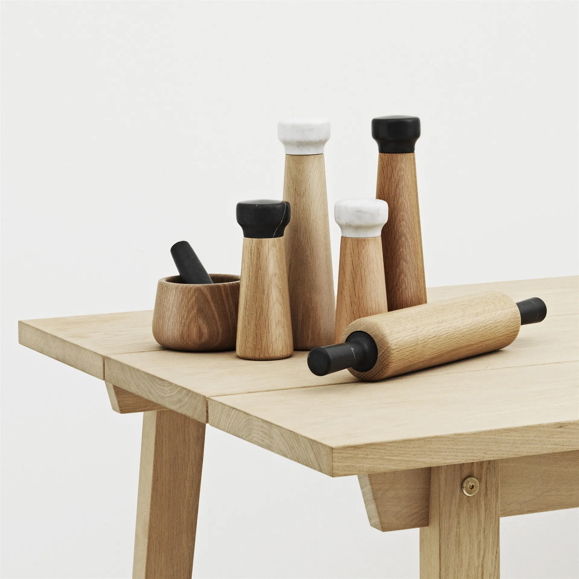 크래프트 소금 그라인더 오크-화이트 마블, Large H27 cm Normann Copenhagen | 노만코펜하겐