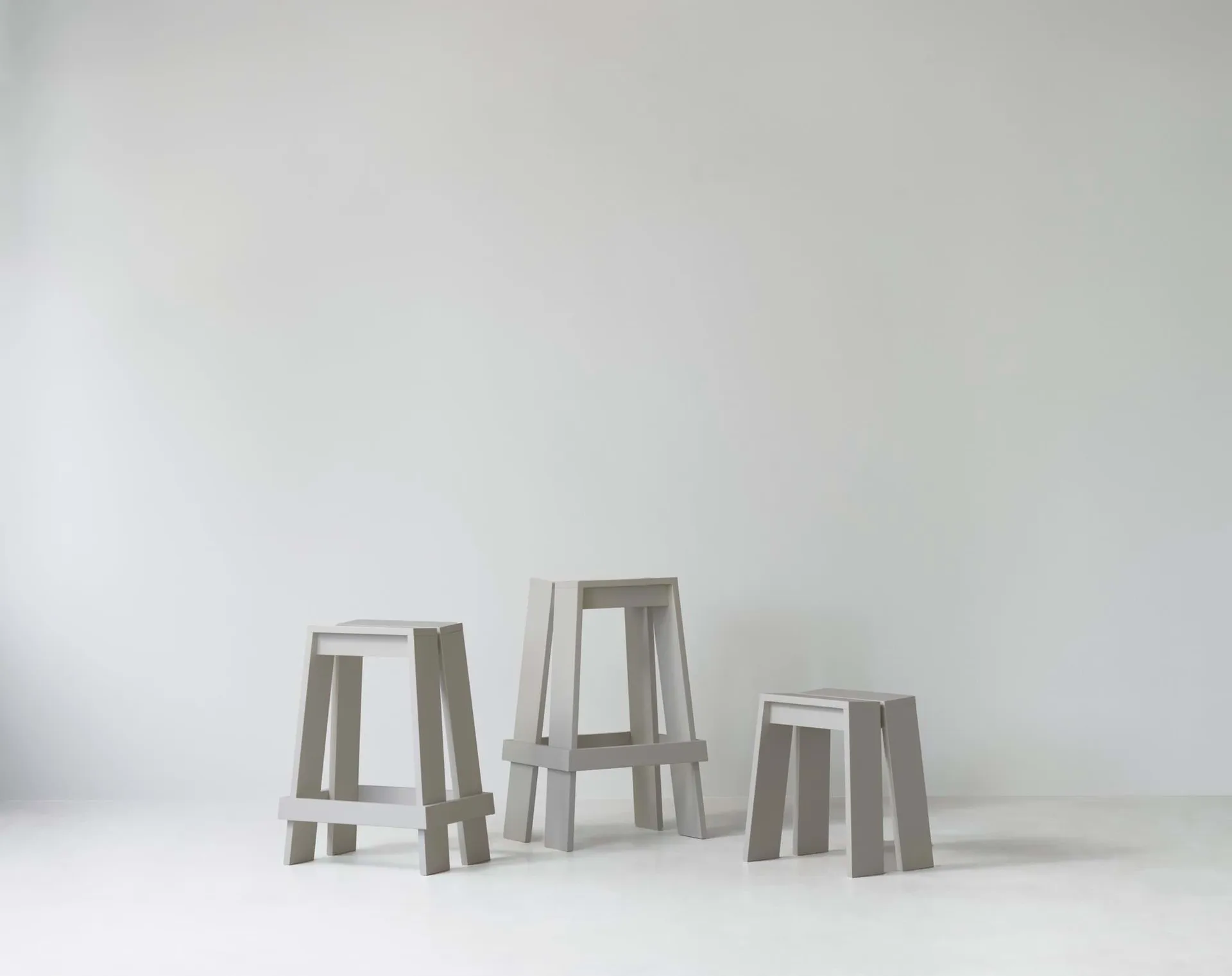 Let 렛 바 스툴 75 cm, Light Grey Normann Copenhagen | 노만코펜하겐