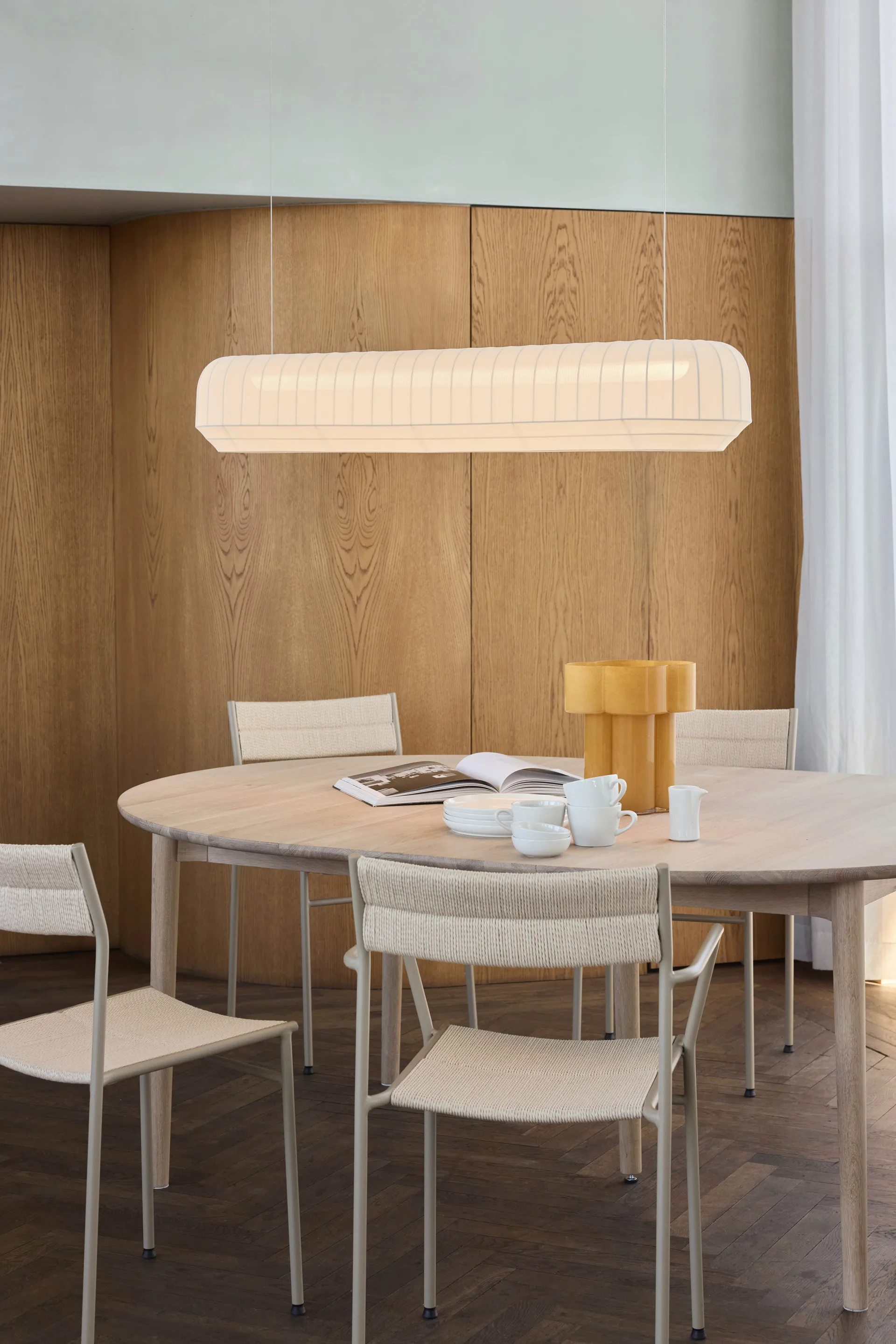 트래디션 펜던트 조명 리니어 120 cm, White Northern | 노던