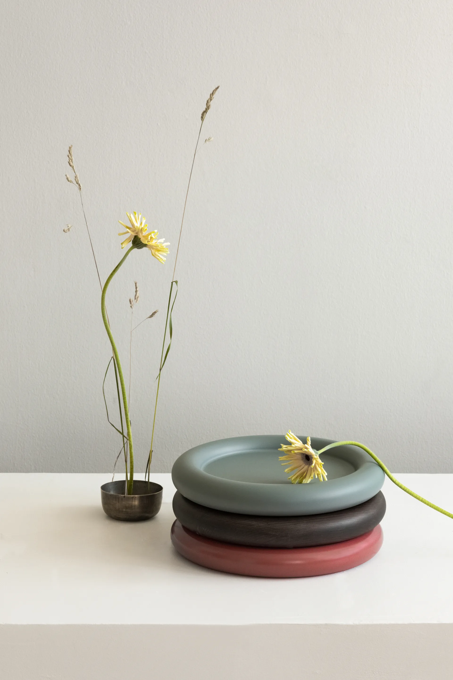 옵저브 트레이 Ø32 cm, Dusty green Northern | 노던