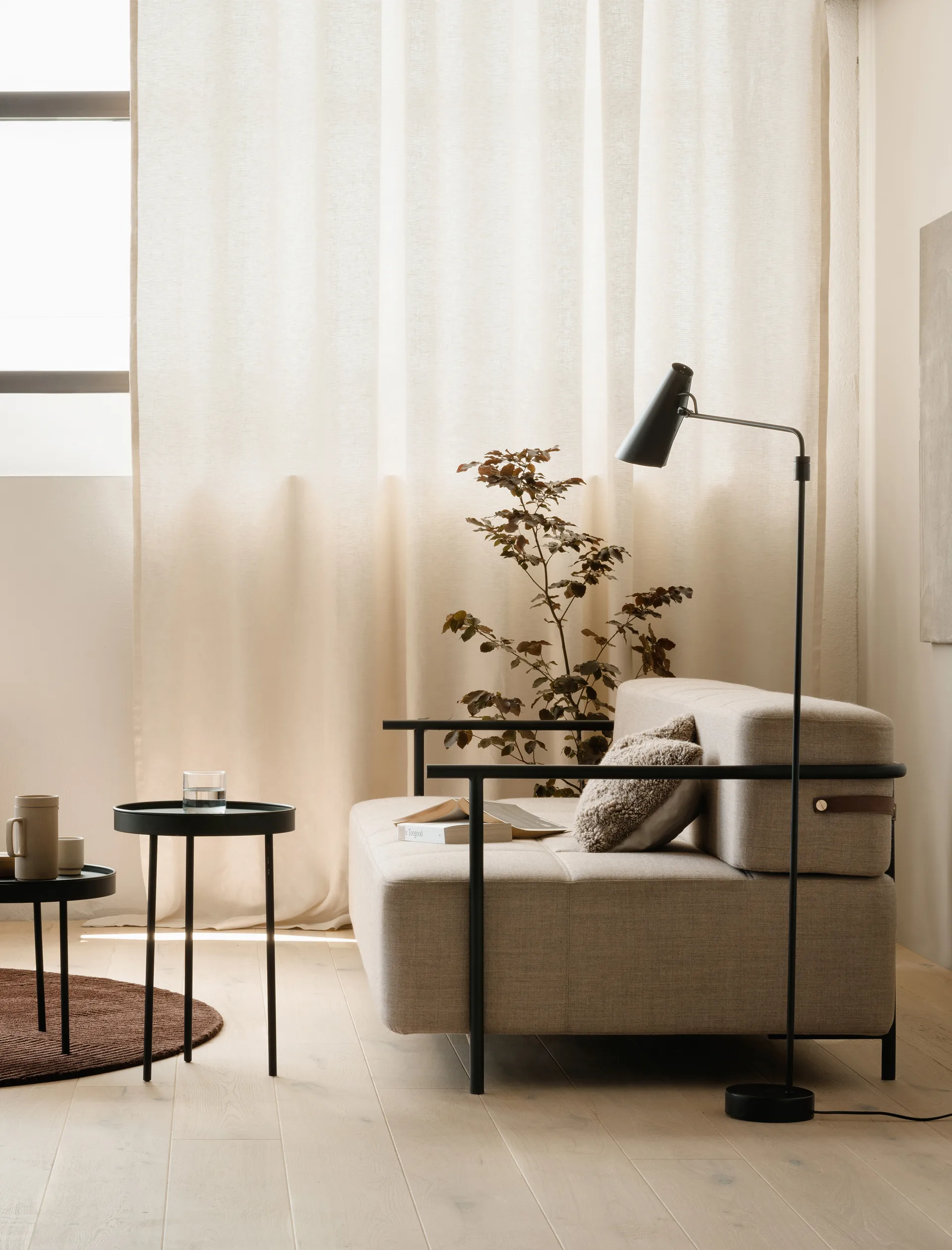 버디 스윙 플로어 조명, Black-black Northern | 노던