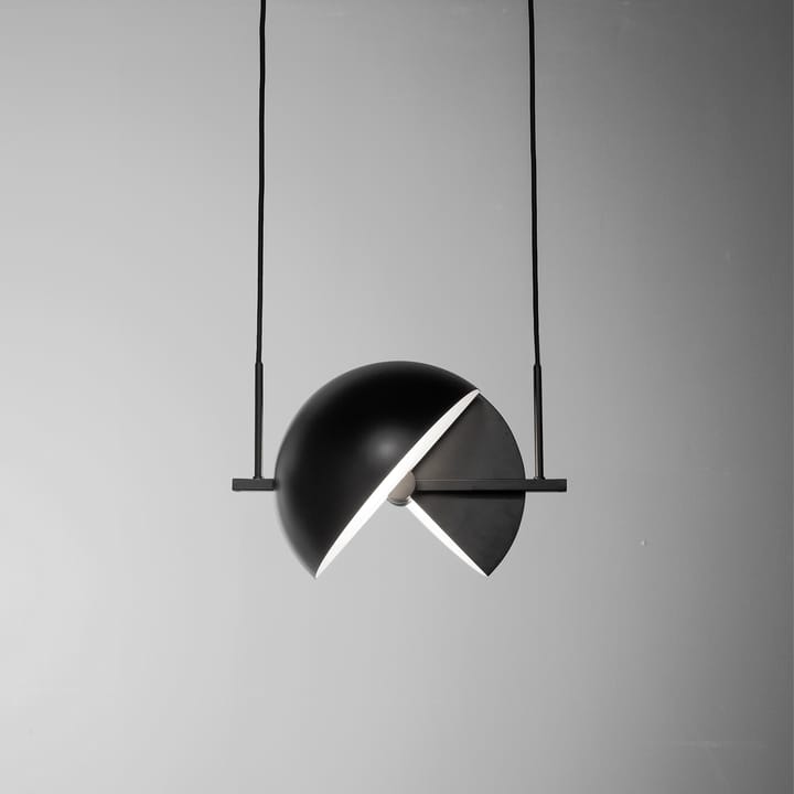 Trapeze 펜던트 조명 Ø28.1 cm, Black Oblure | 오블러