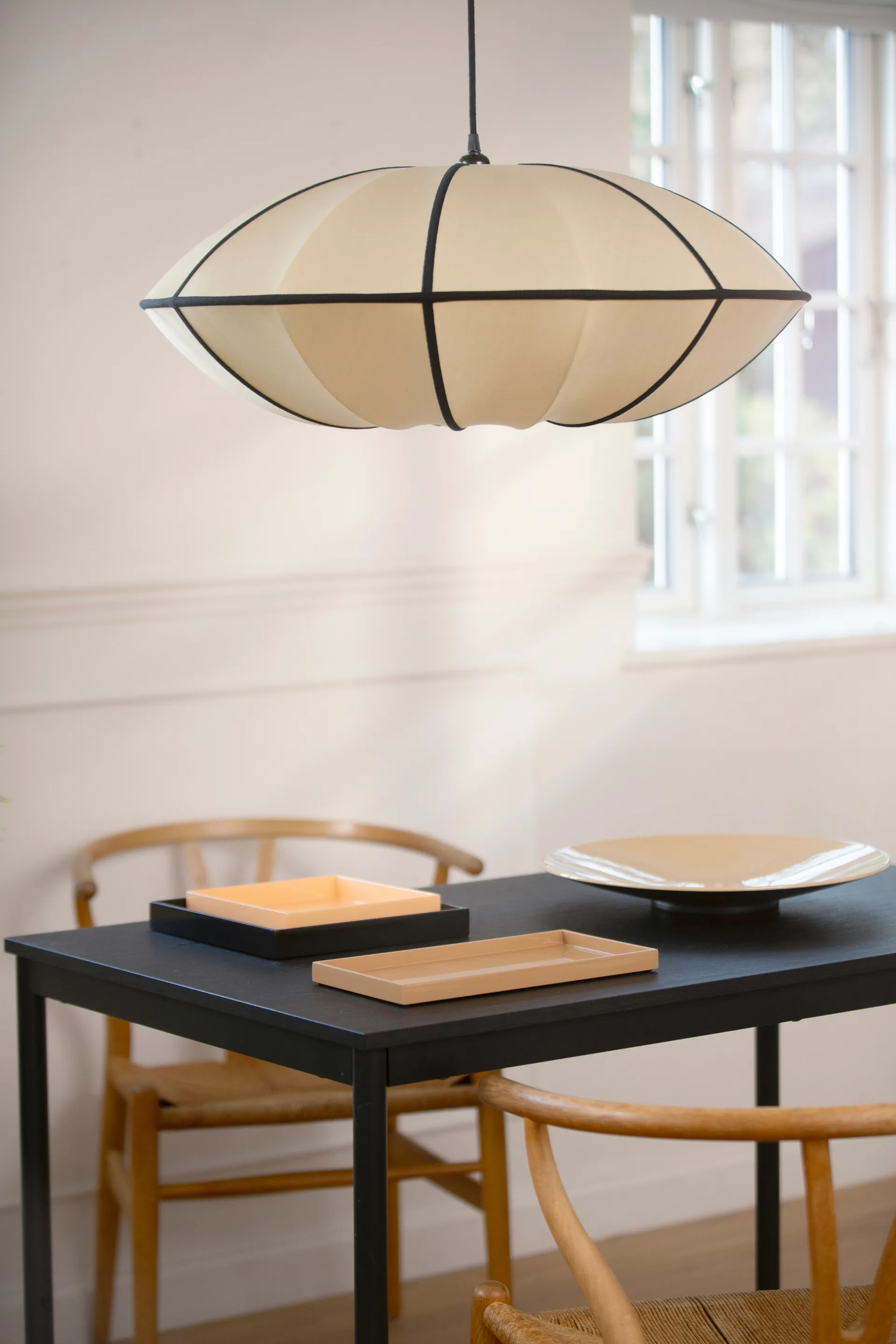 Indochina 클래식 UFO 전등갓, Kit-black Oi Soi Oi