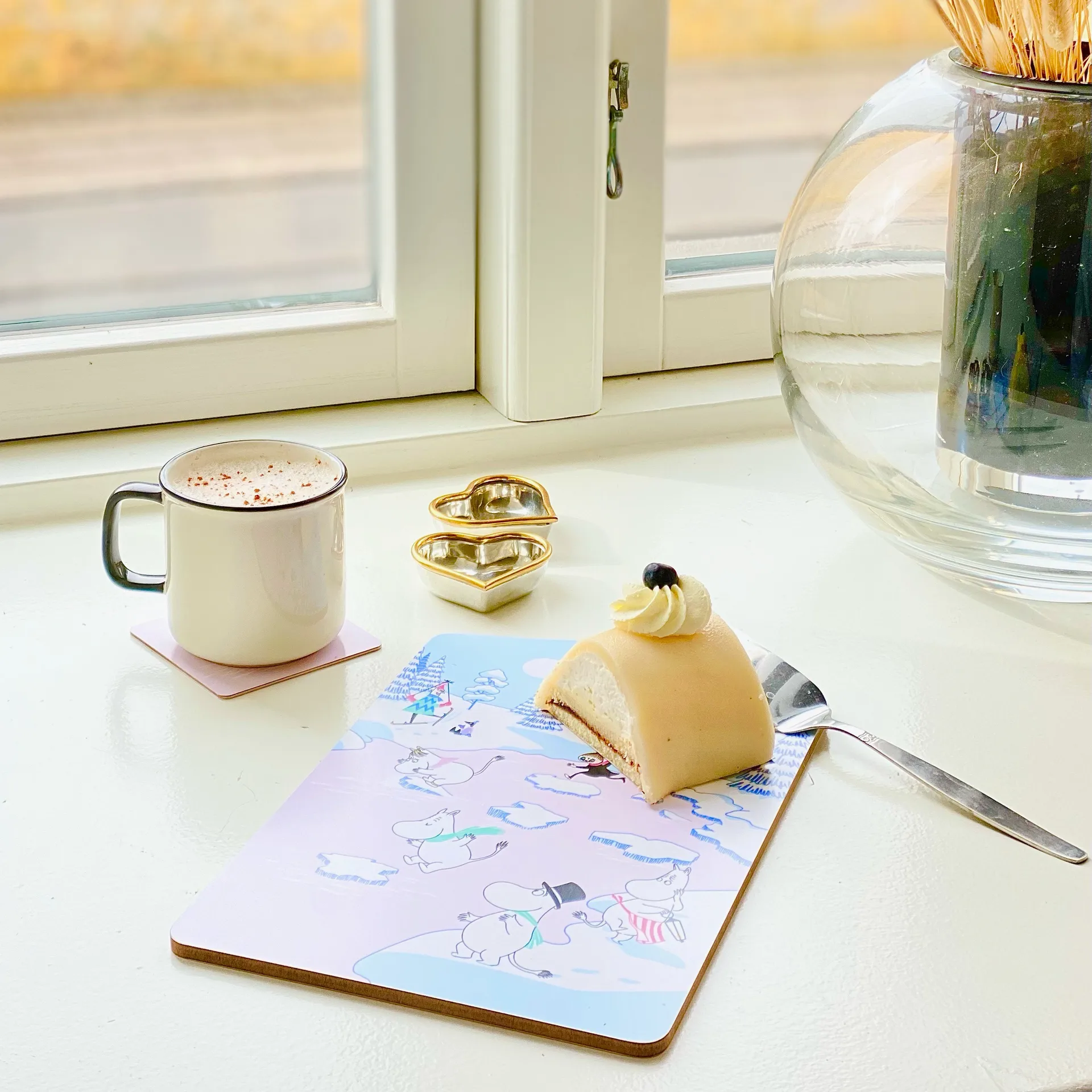 무민 도마 윈터 2022 20x30 cm, Blue-white-pink Opto Design | 옵토디자인