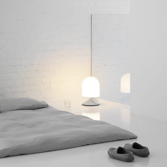 Vinge 테이블 조명, white structure with white cable Örsjö Belysning | 올쇼 베리스닝