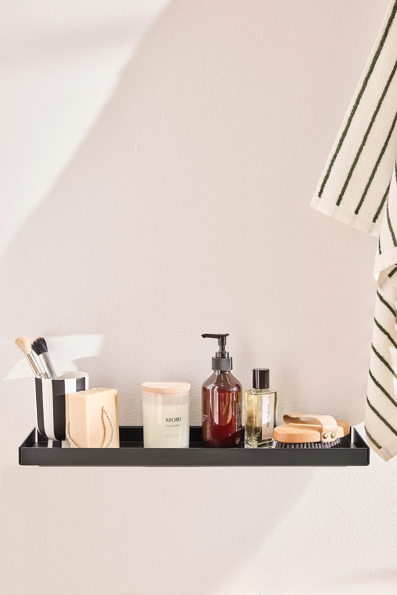 바쿠 월 선반 스몰 16x50 cm, Black OYOY | 오이오이