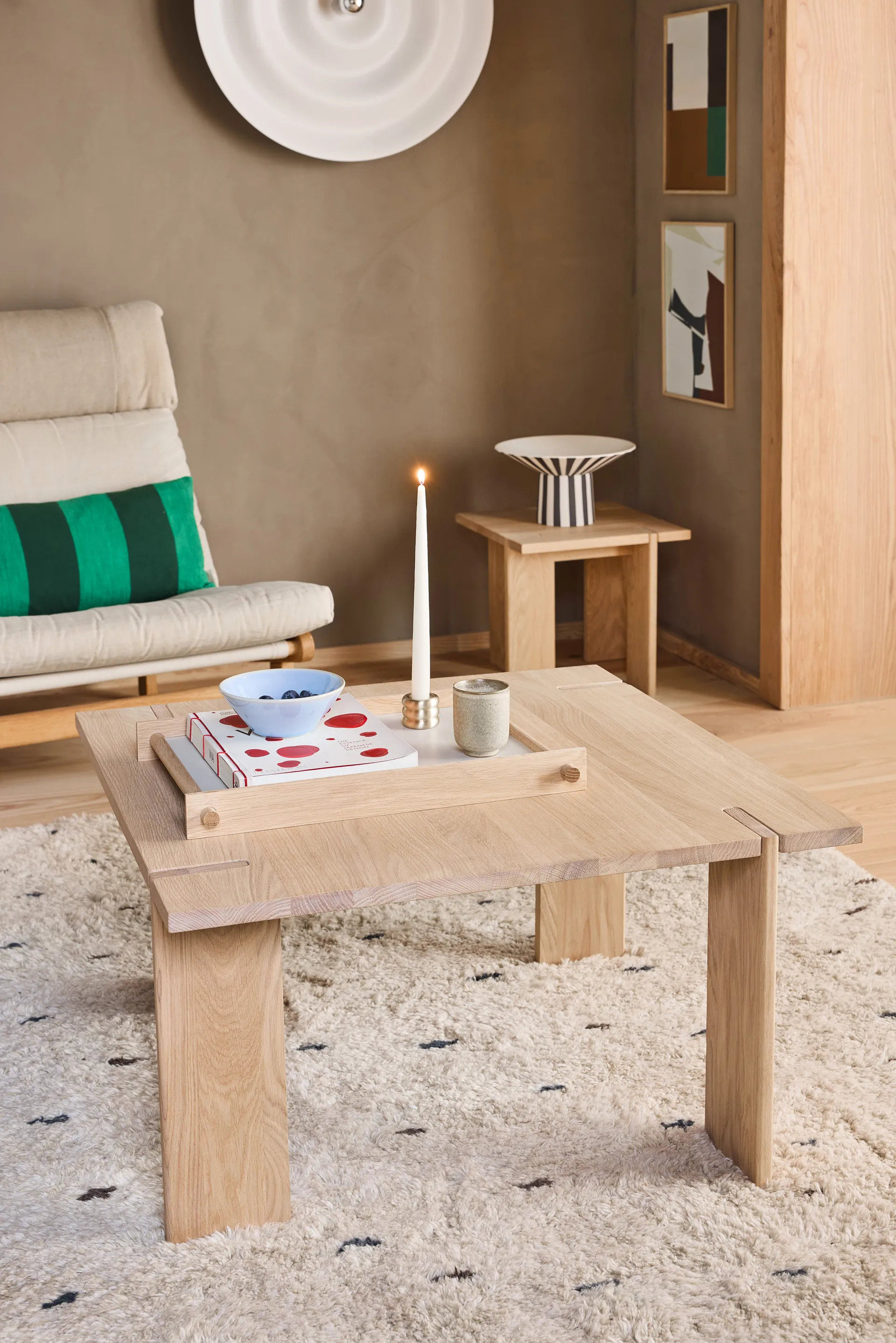 토푸 센터피스 하이 Ø30x17 cm, White-black OYOY | 오이오이