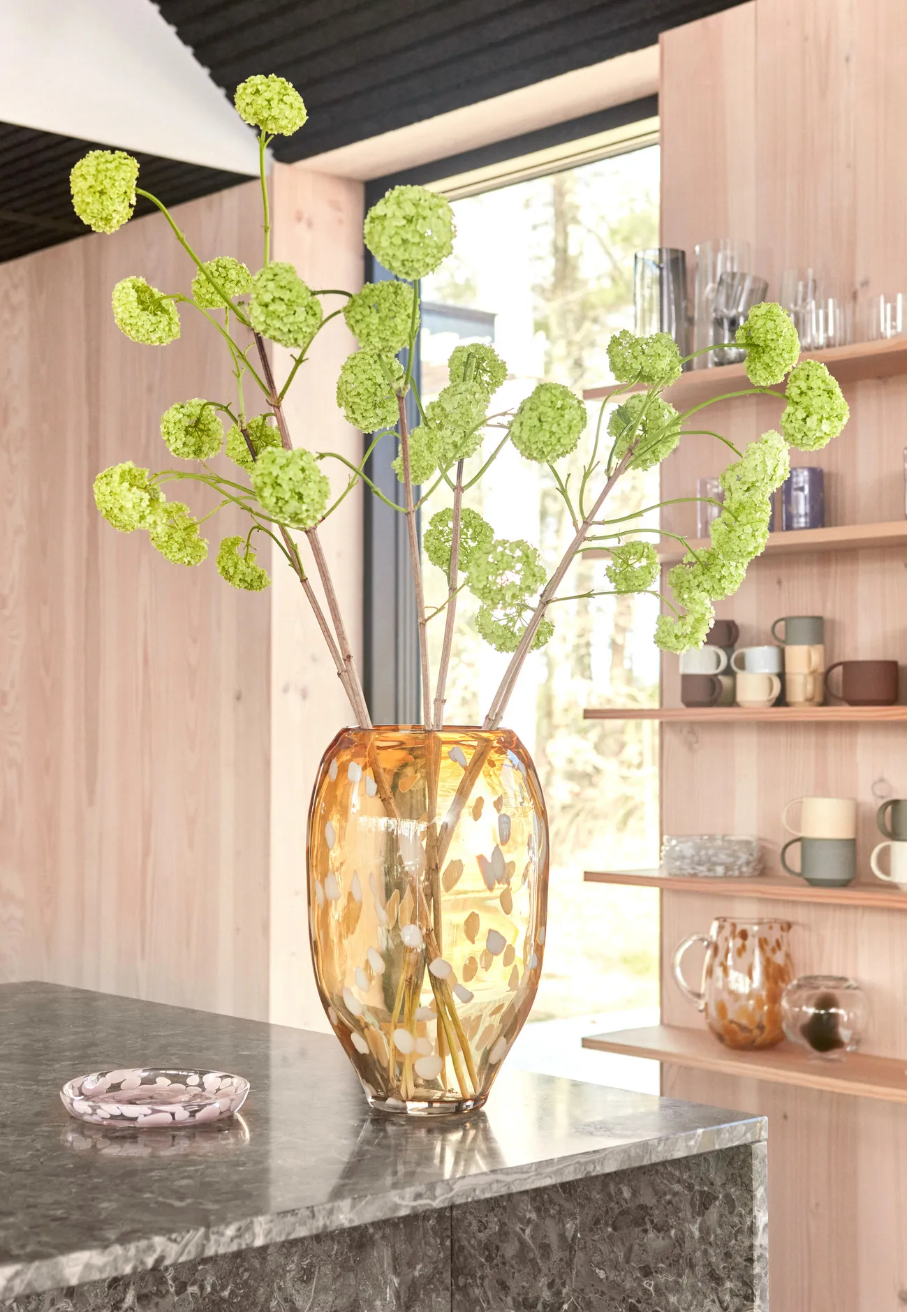 얄리 화병 라지 35 cm, Amber (orange) OYOY | 오이오이