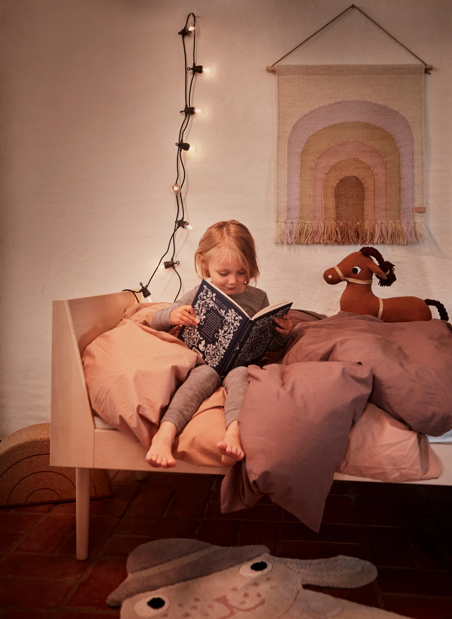 팔로우 더 레인보우 벽 소품 55x69 cm, Lavender OYOY | 오이오이