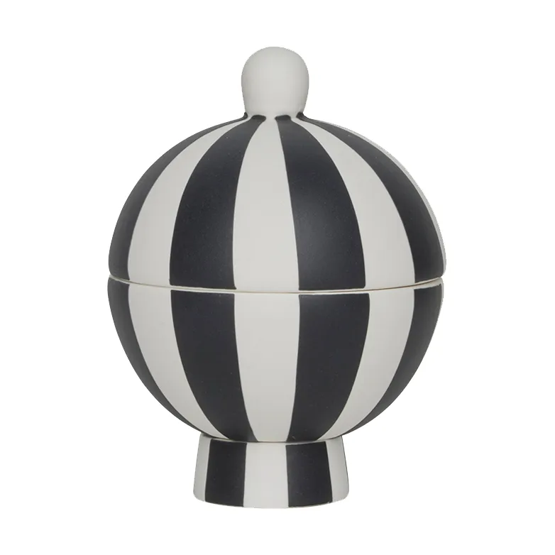 토푸 봉보니에르, Black-white OYOY | 오이오이