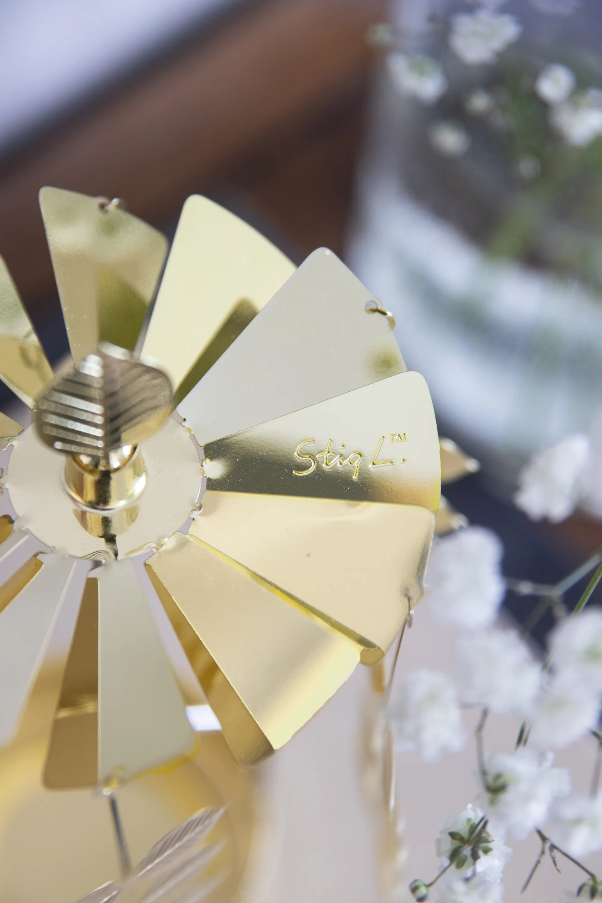 Stig L Berså 로터리 캔들 홀더 미듐, Gold Pluto Design | 플루토