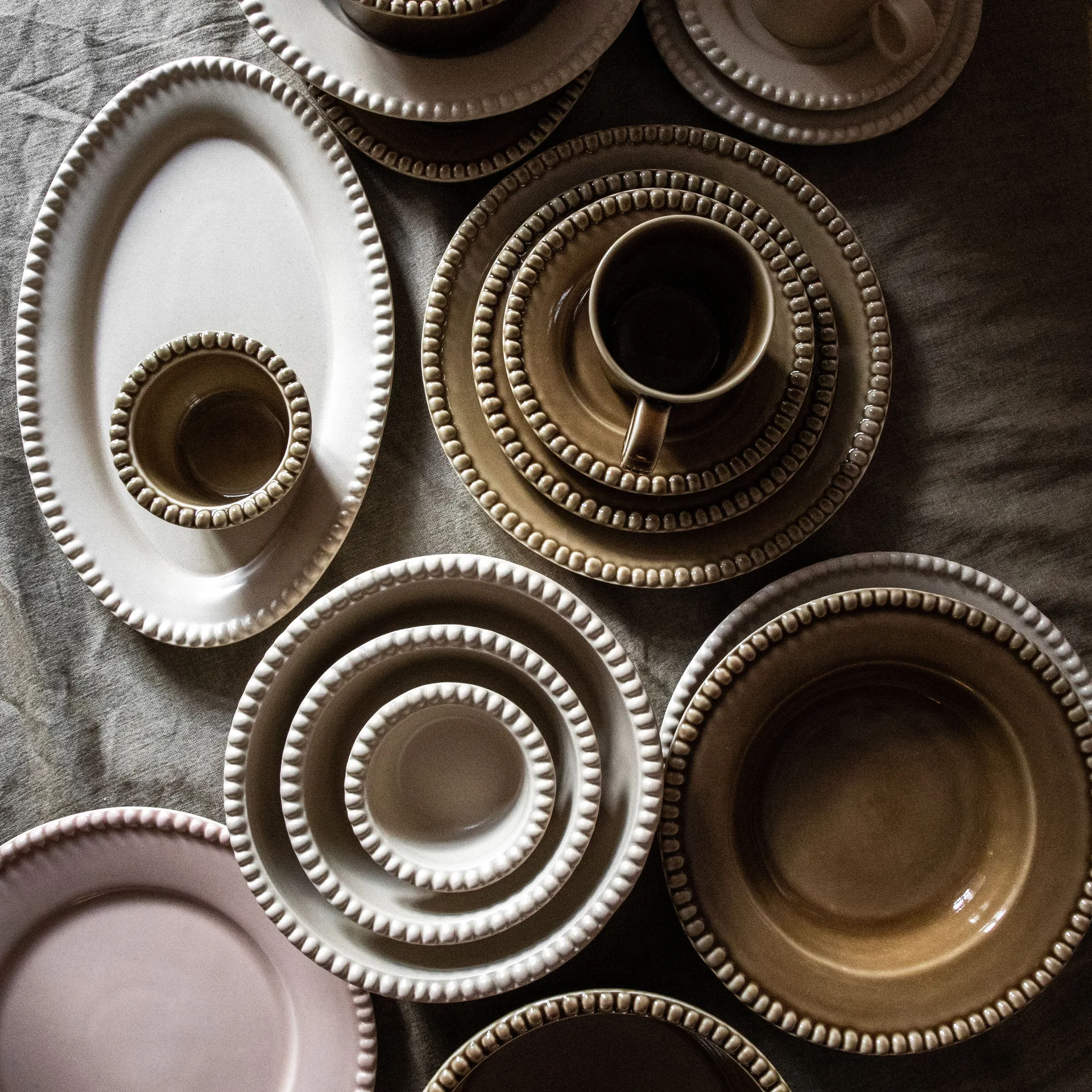 다리아 딥 플레이트 Ø26 cm 2개 세트, Umbra PotteryJo | 포터리조