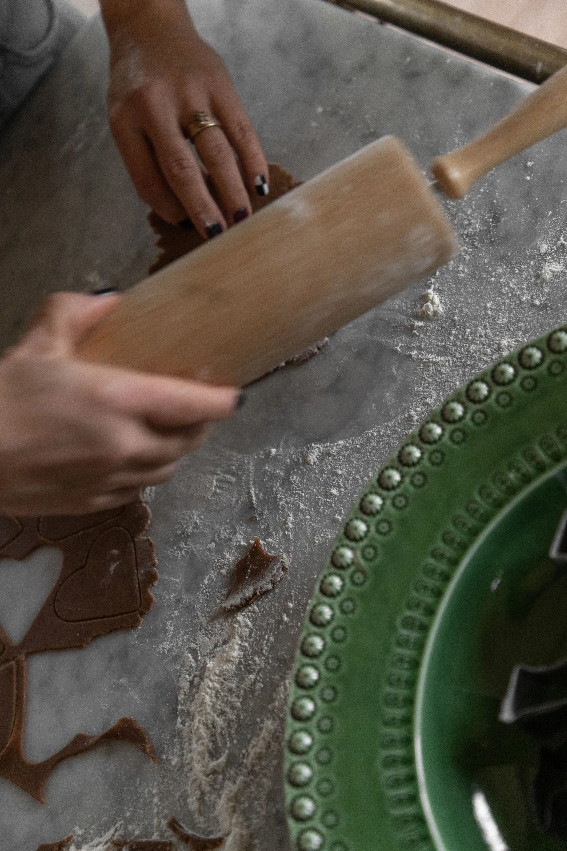 데이지 서빙 보울 35 cm, forest (darkgreen) PotteryJo | 포터리조