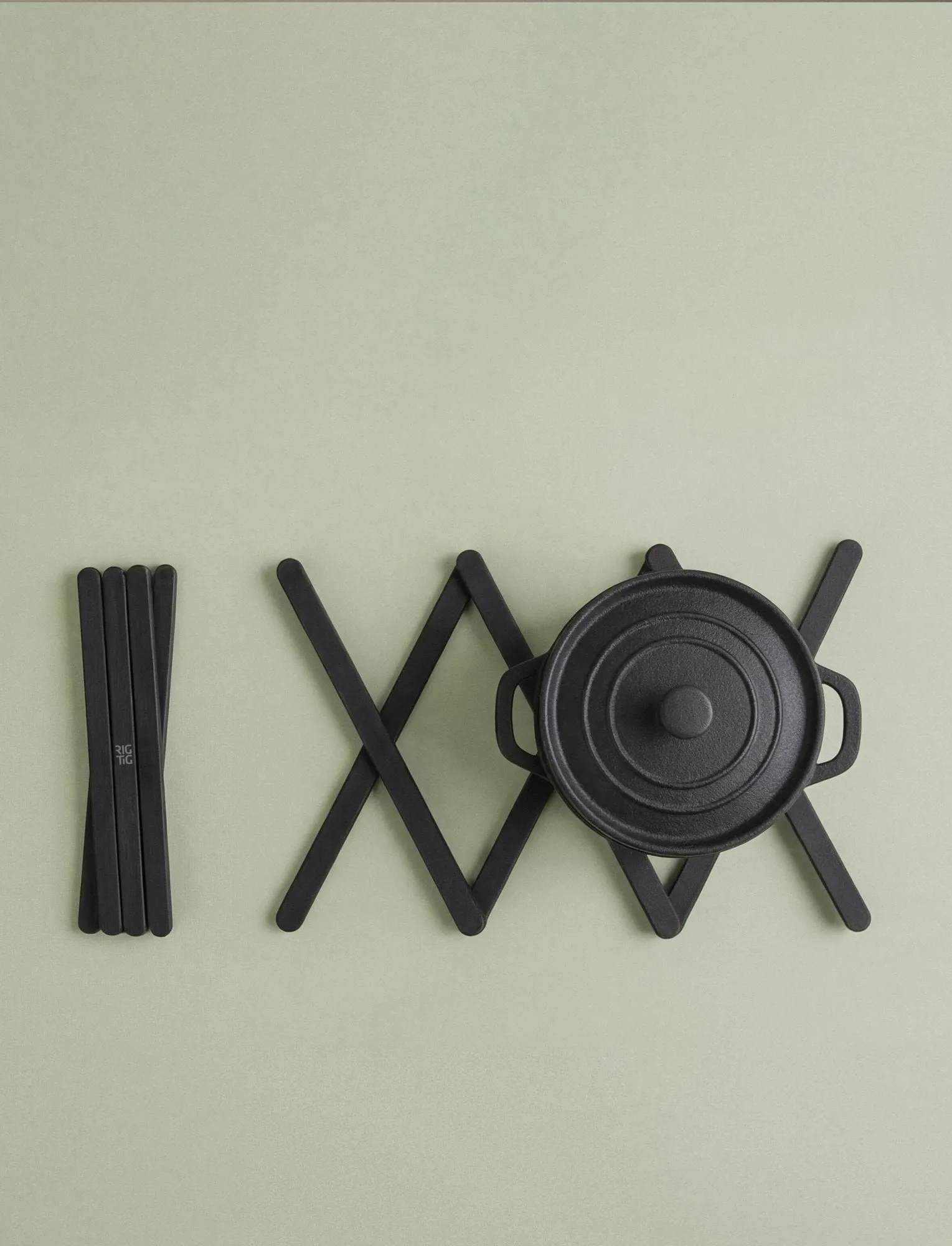 TRIX 냄비받침, Black, 20.7 cm RIG-TIG | 릭틱