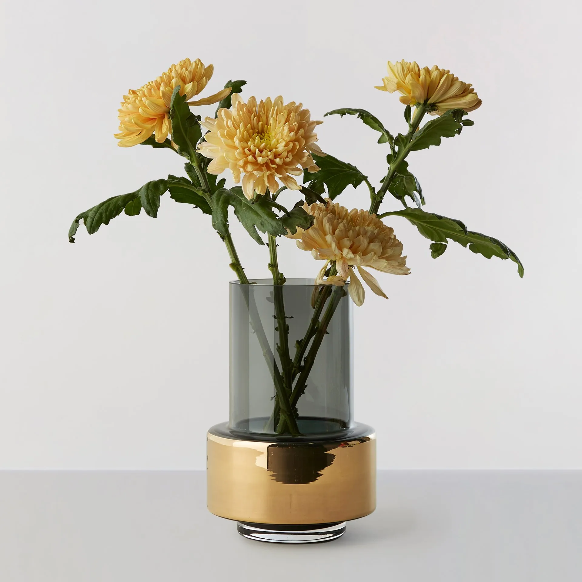 허리케인 스모크드 no. 26, yellowd Ro Collection | 로 콜렉션