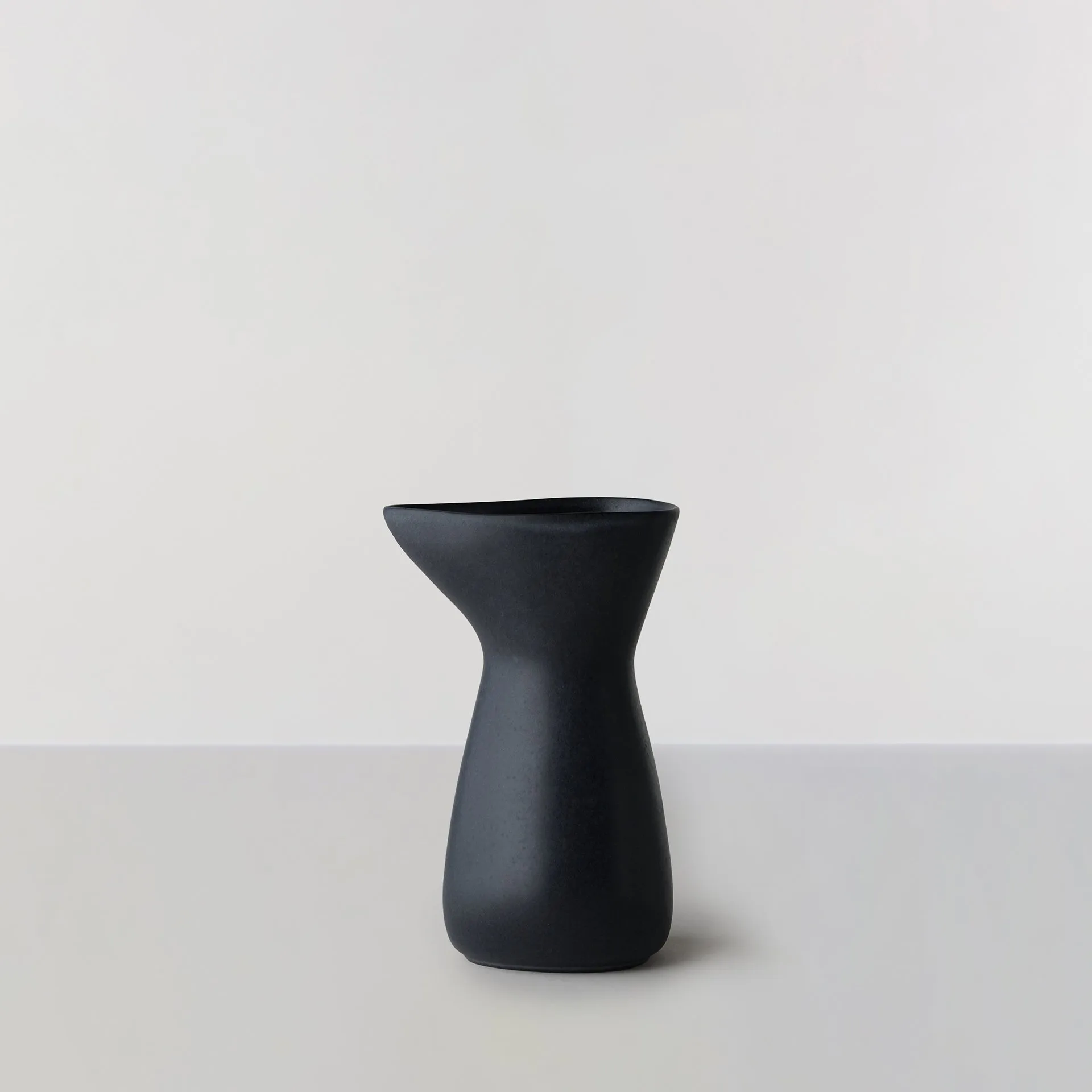 저그 no. 58 라지, Lava stone Ro Collection | 로 콜렉션