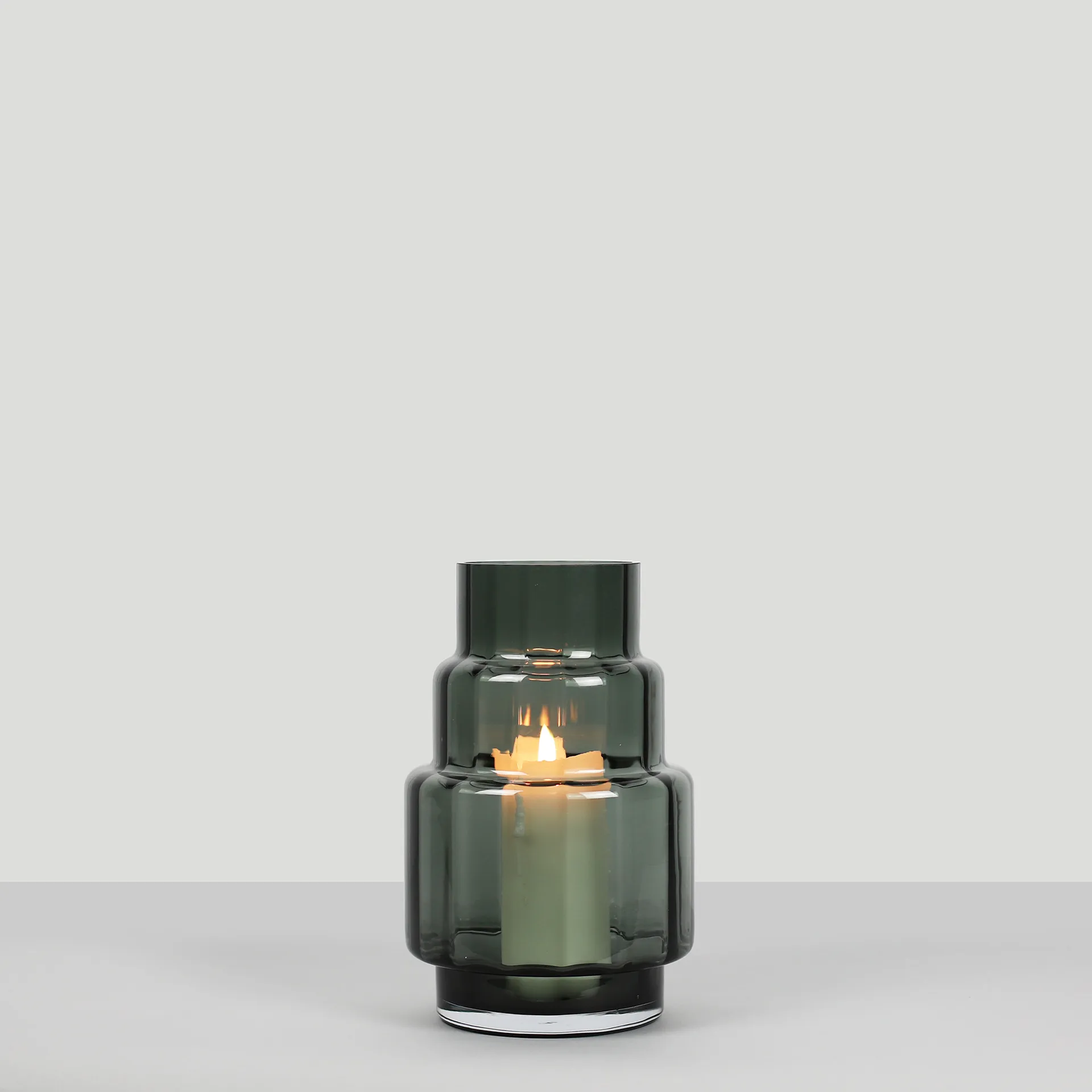 허리케인 리플렉션 no 69, Smoked Grey Ro Collection | 로 콜렉션