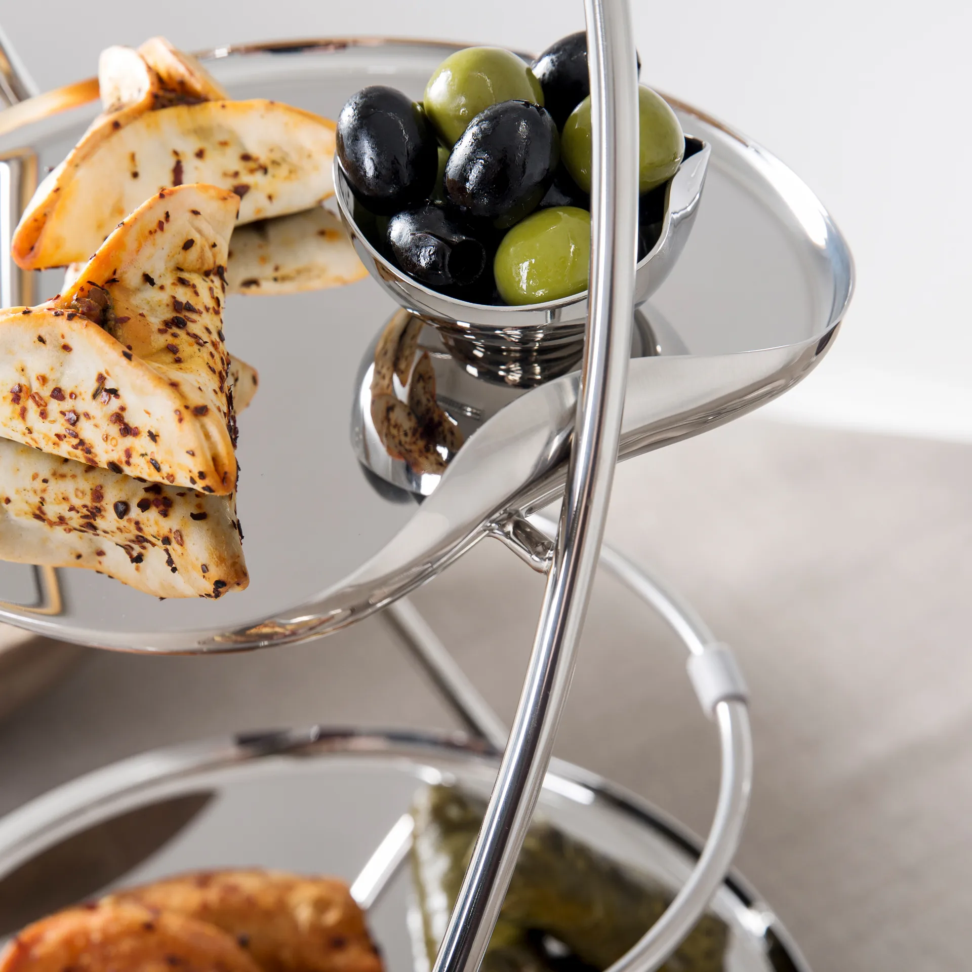 드리프트 케익 스탠드 - 2 트레이, 3 tier Robert Welch | 로버트웰치