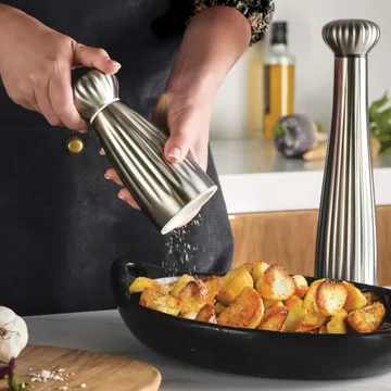 팜 새틴 소금 그라인더 - Small-stainless steel - Robert Welch | 로버트웰치