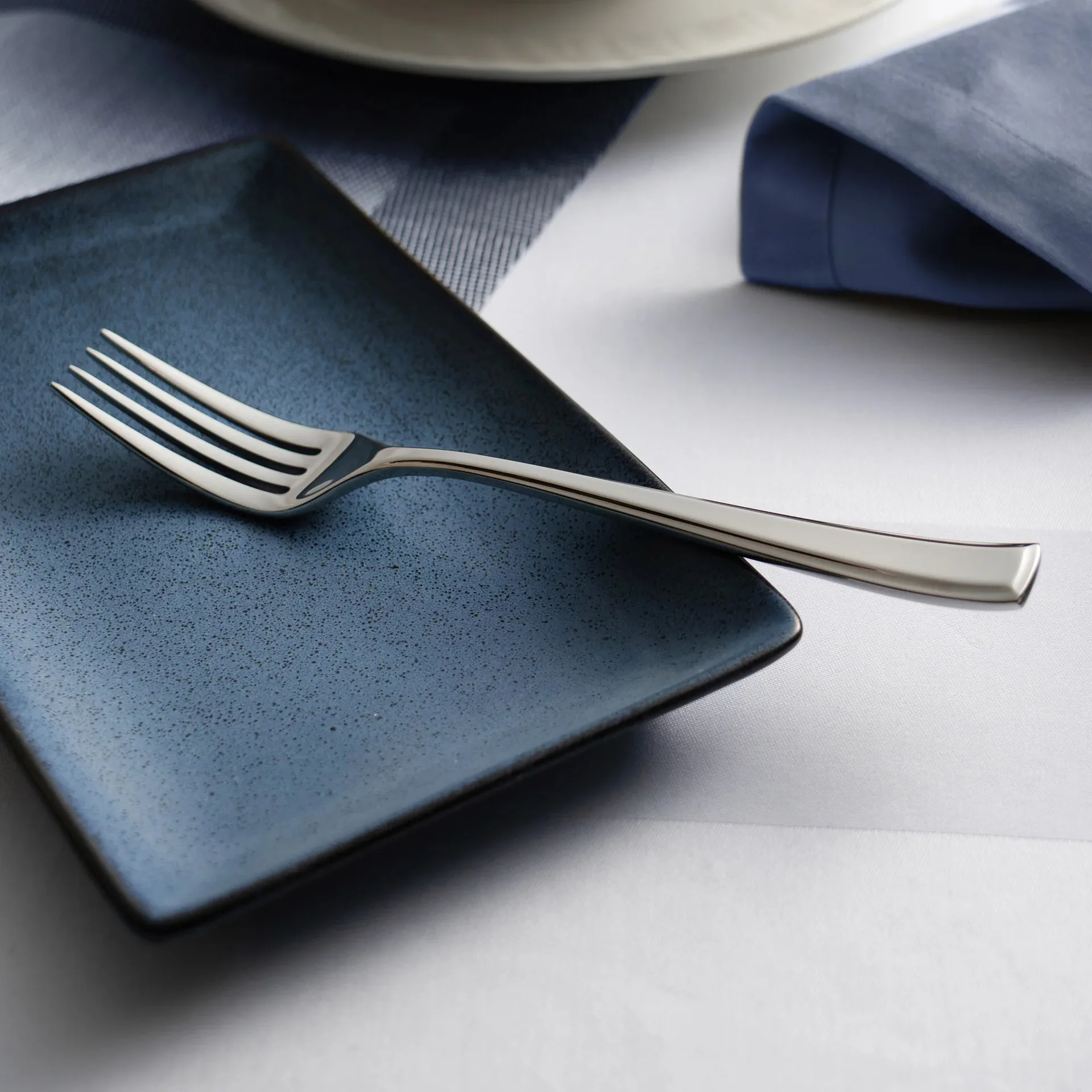 페어포드 브라이트 서빙 포크, Stainless steel, 23.1 cm Robert Welch | 로버트웰치