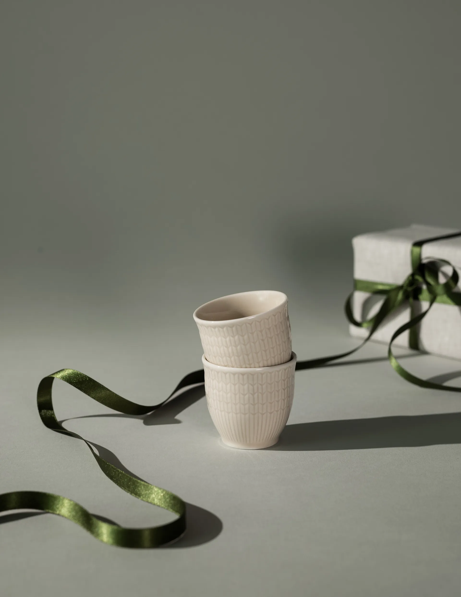 스웨디시 그레이스 에그 컵 2개 세트, Oat Rörstrand | 로스트란드