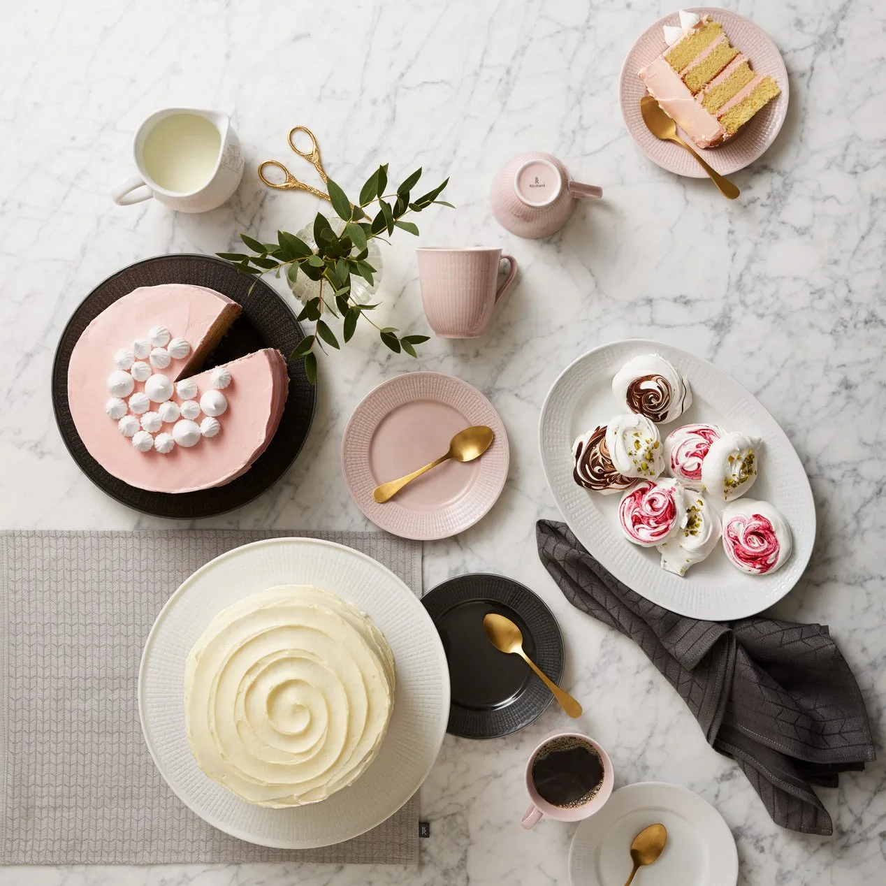 스웨디시 그레이스 타원형 접시 32cm, snow (white) Rörstrand | 로스트란드