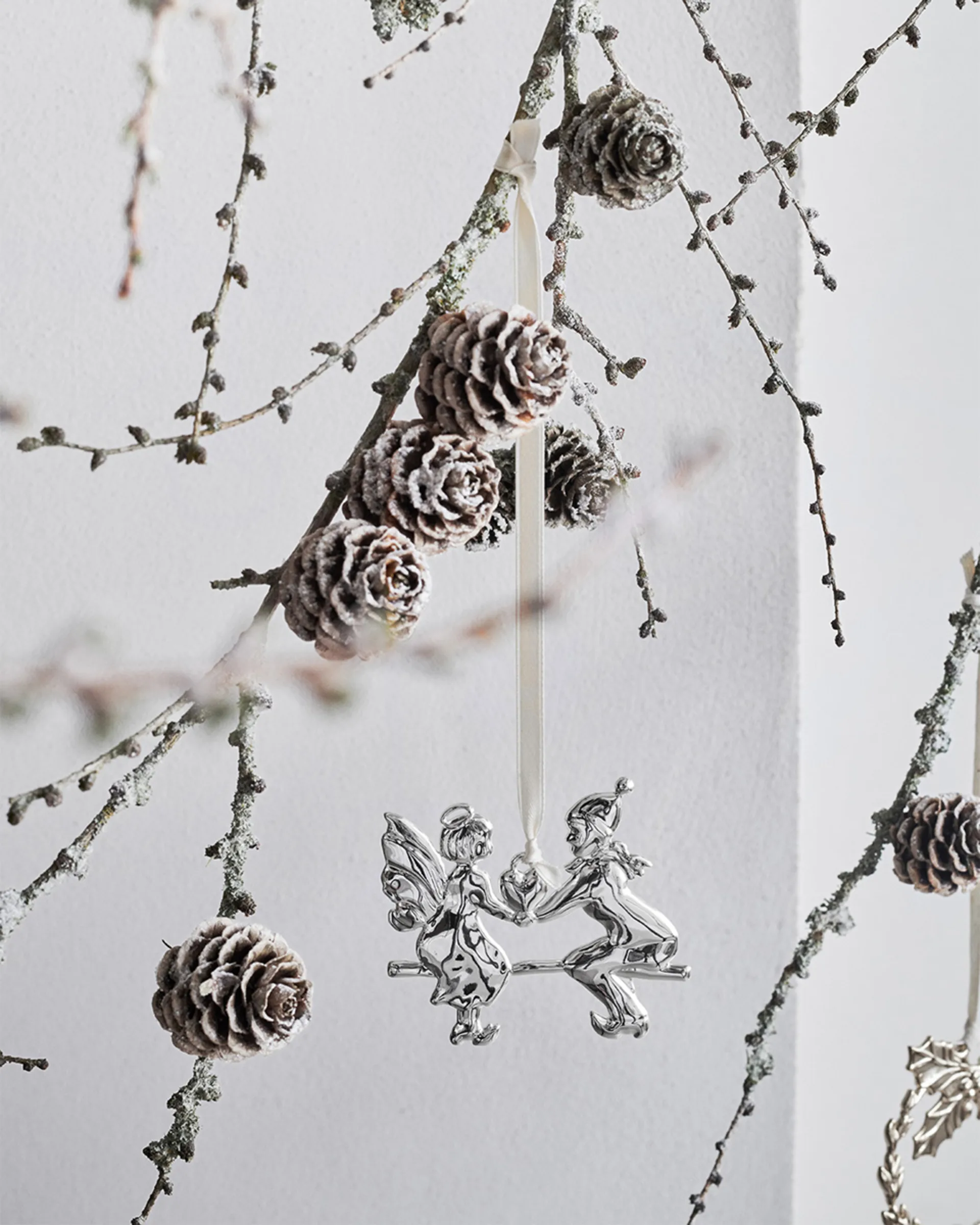 Karen Blixen 엔젤 온 gungbräda 행잉 크리스마스 데코레이션, Silver plated Rosendahl | 로젠달 코펜하겐