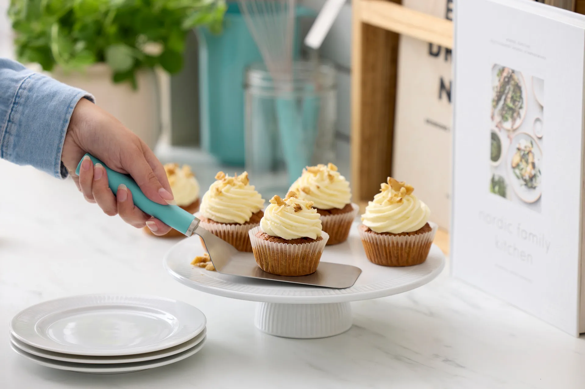 엠마 팔레트 나이프 와이드 스틸 26 cm, Nordic green Rosti | 로스티