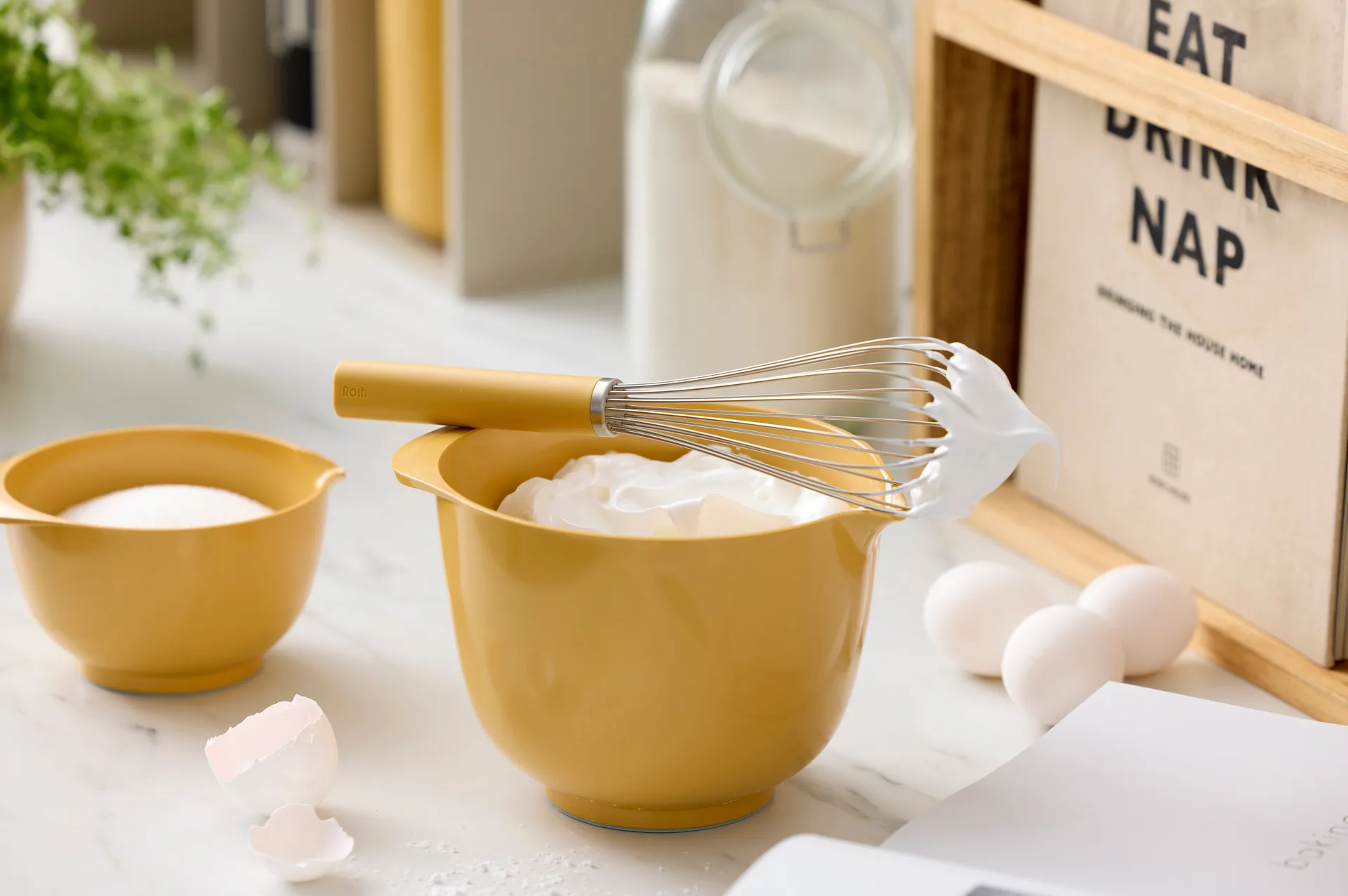 엠마 벌룬 휘스크 스틸 27 cm, Curry Rosti | 로스티