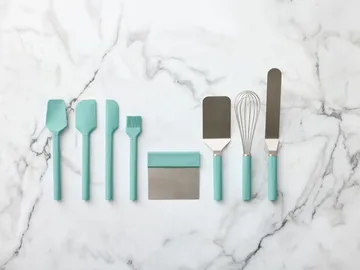 엠마 팔레트 나이프 내로우 스틸 33 cm - Nordic green - Rosti | 로스티