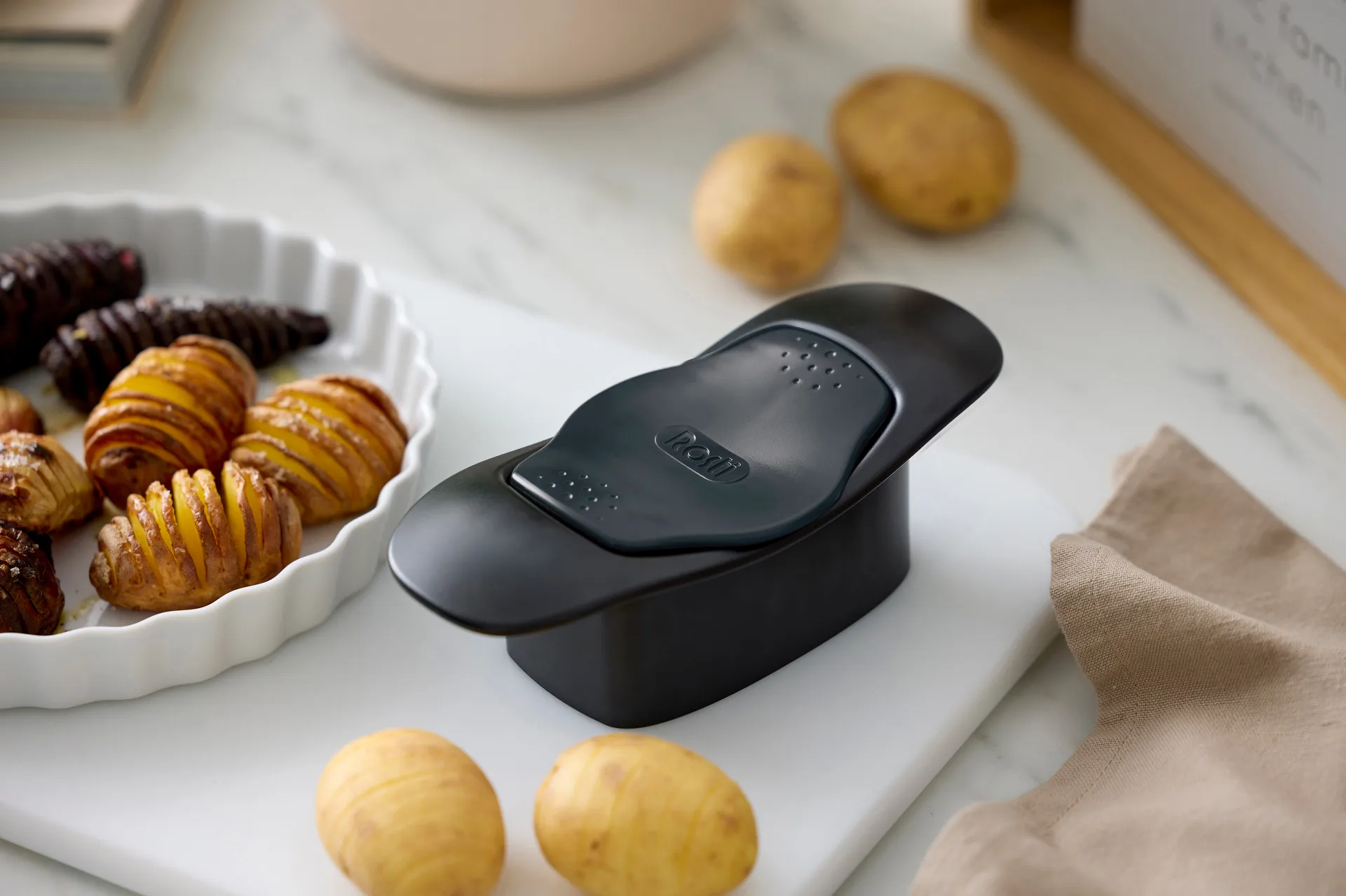 클래식 하셀백 커터, Black Rosti | 로스티