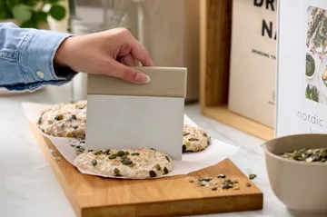 엠마 도우 커터 스틸 - Humus - Rosti | 로스티